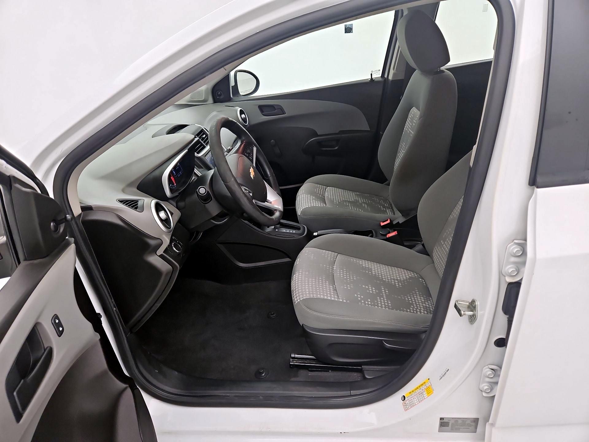 Thumbnail: 2020 Chevrolet Sonic - 11