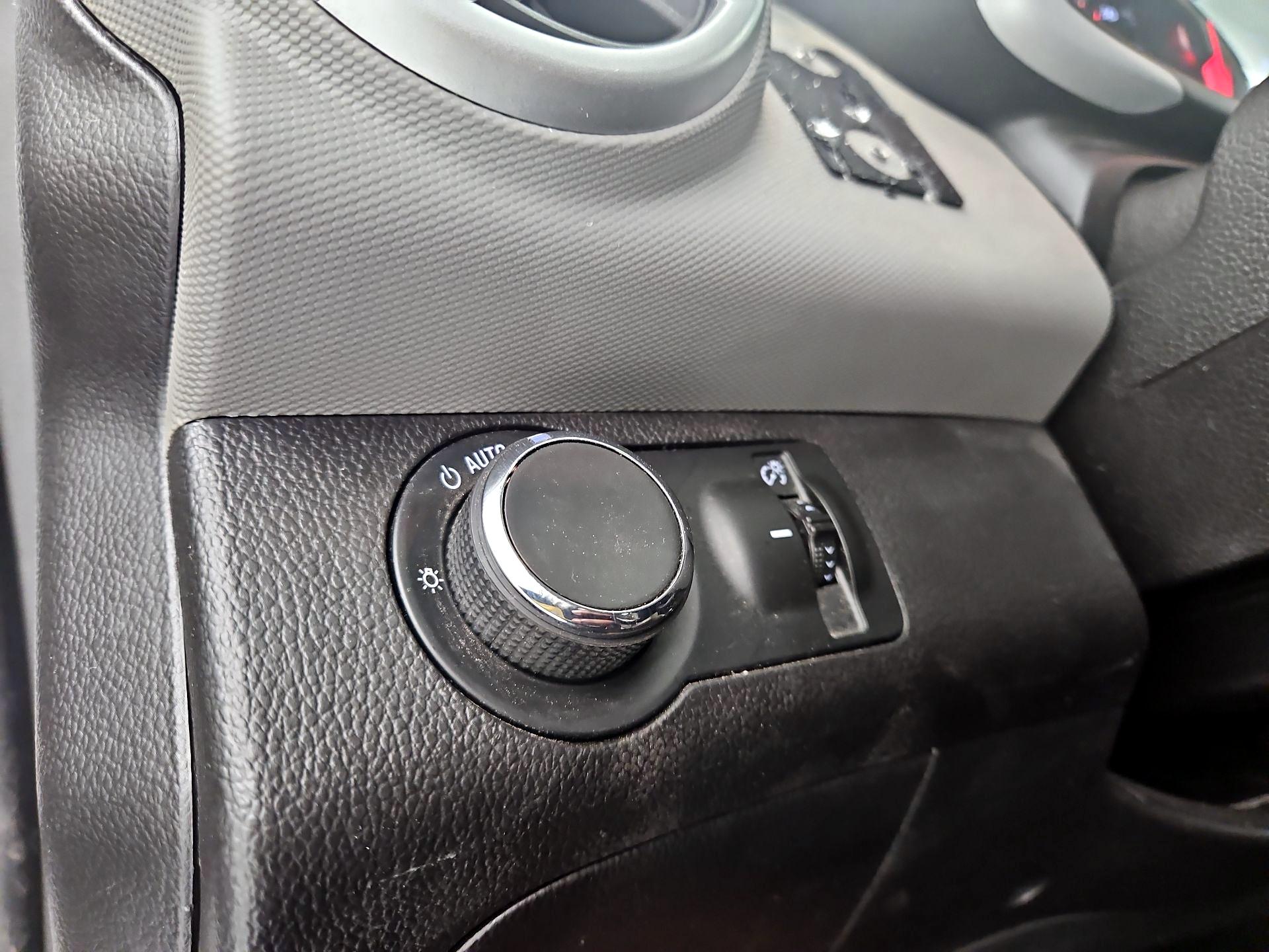 Thumbnail: 2020 Chevrolet Sonic - 13