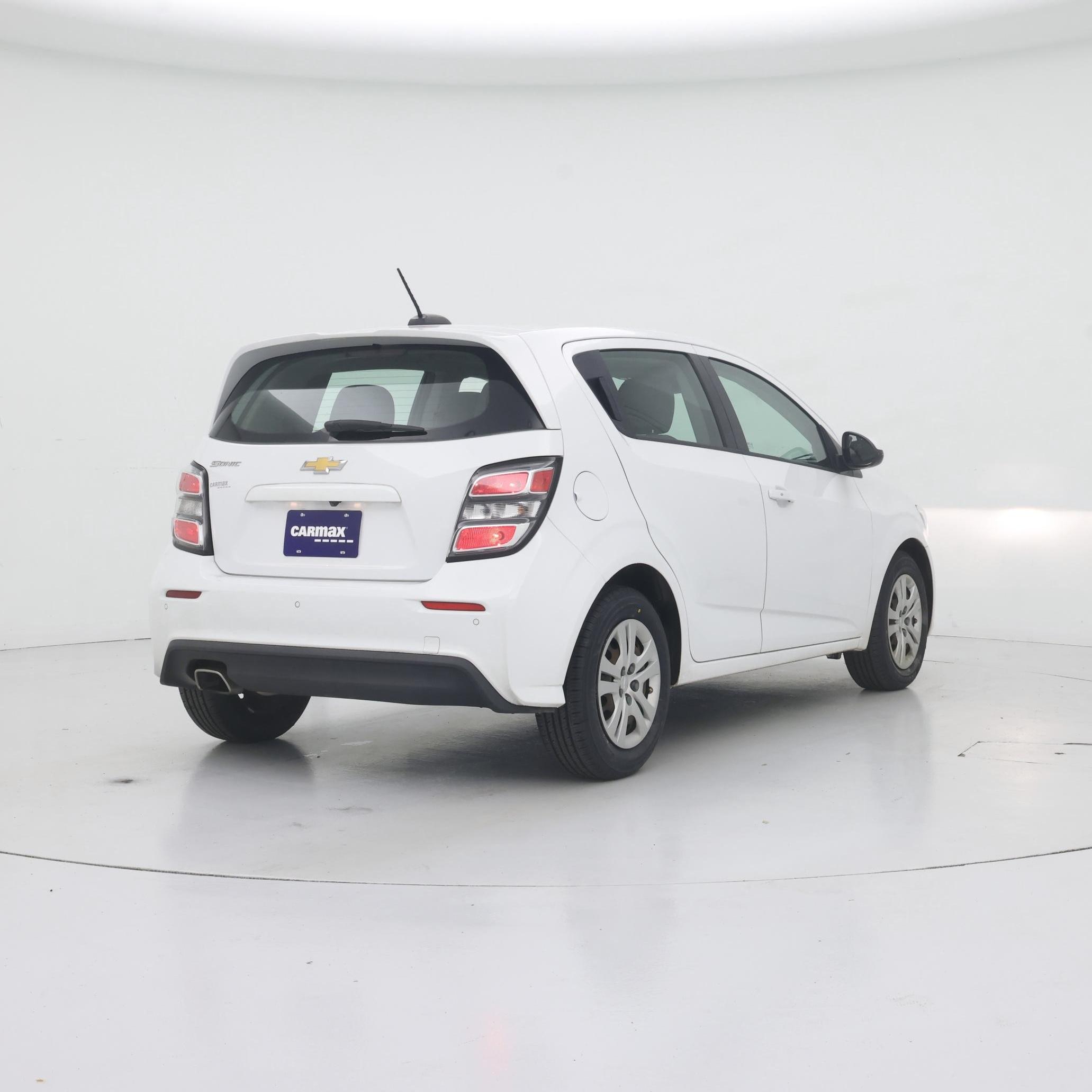 Thumbnail: 2020 Chevrolet Sonic - 8