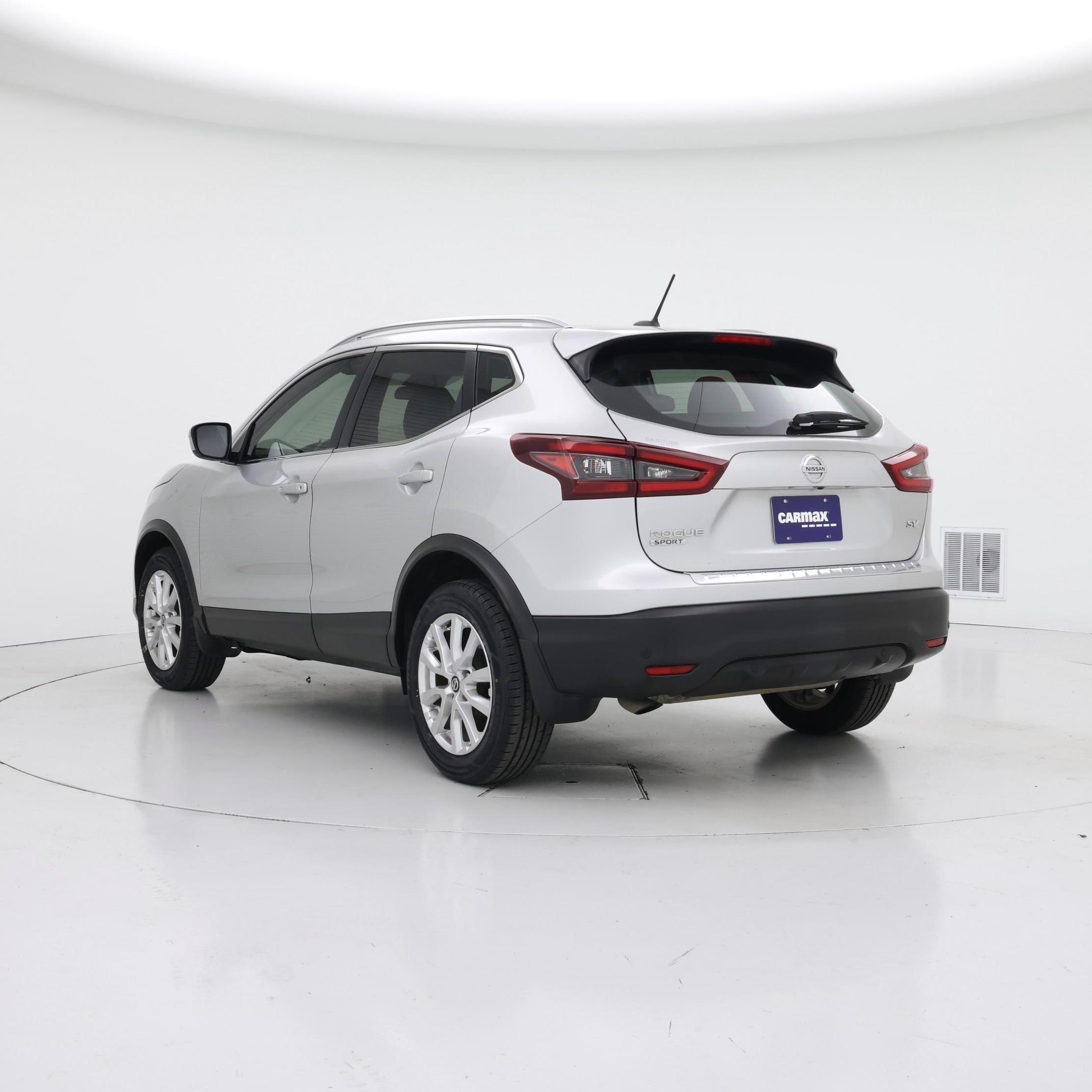 Thumbnail: 2021 Nissan Rogue Sport - 2