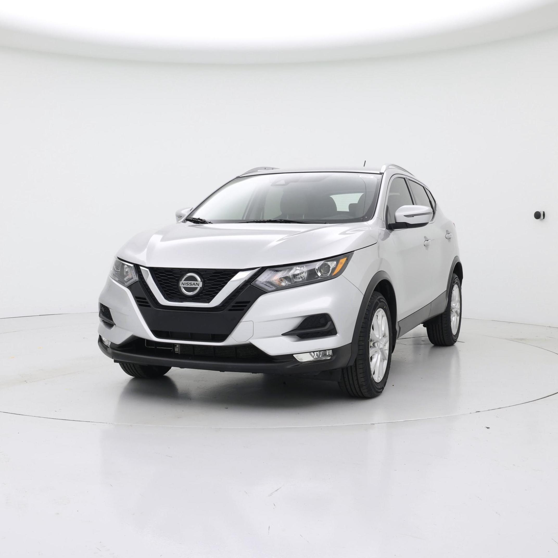 Thumbnail: 2021 Nissan Rogue Sport - 4