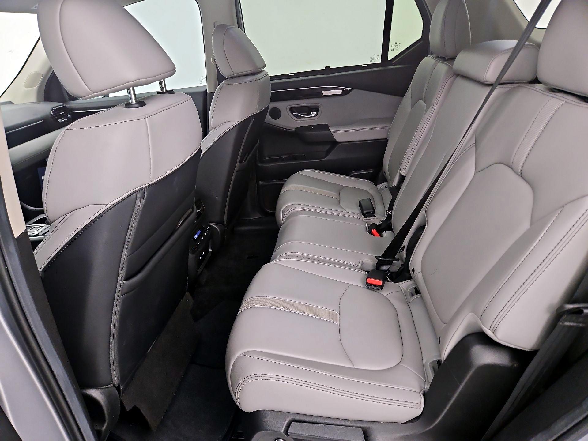 Thumbnail: 2025 Honda Pilot - 20