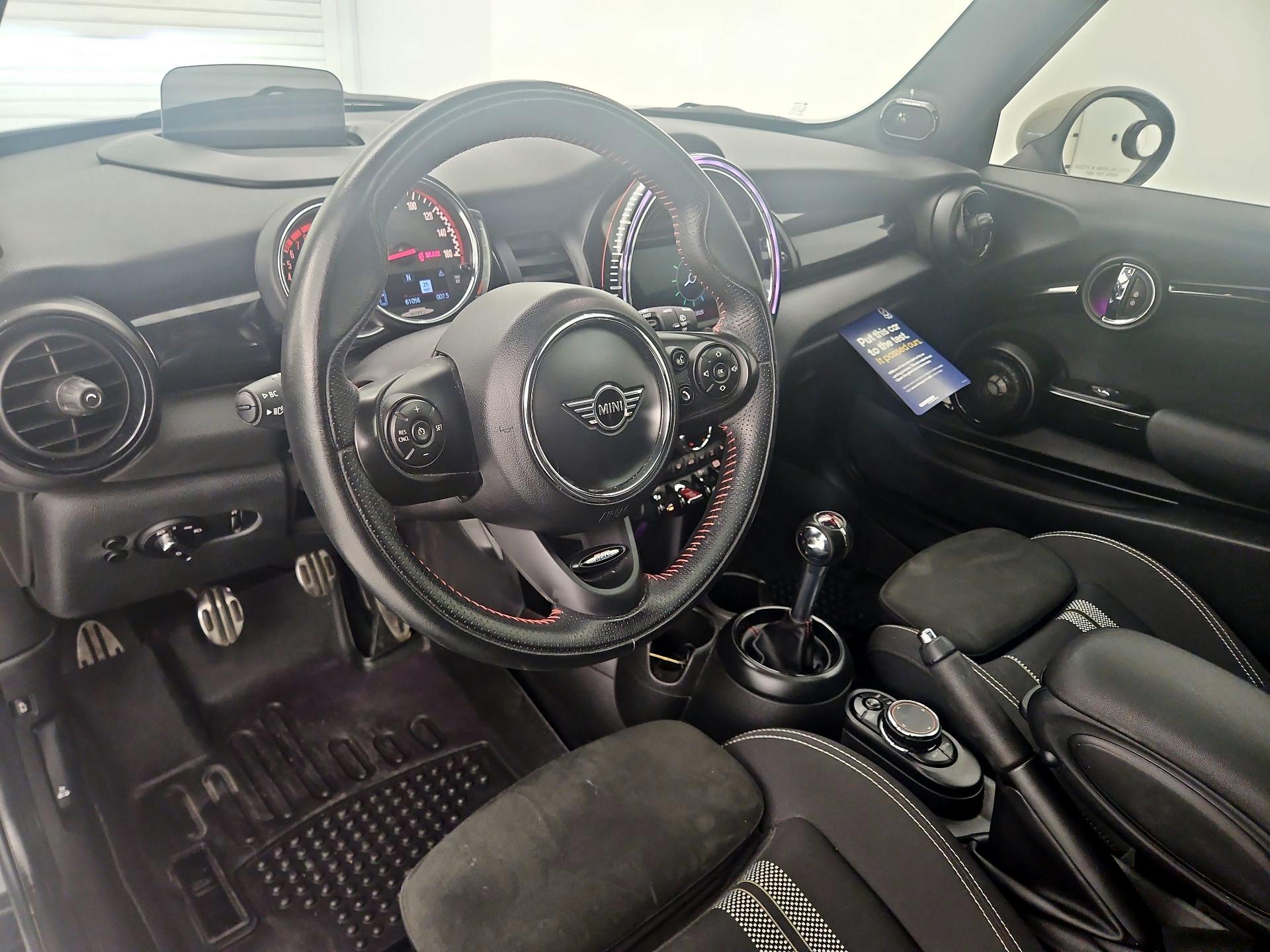 Thumbnail: 2019 MINI Cooper Hardtop - 9