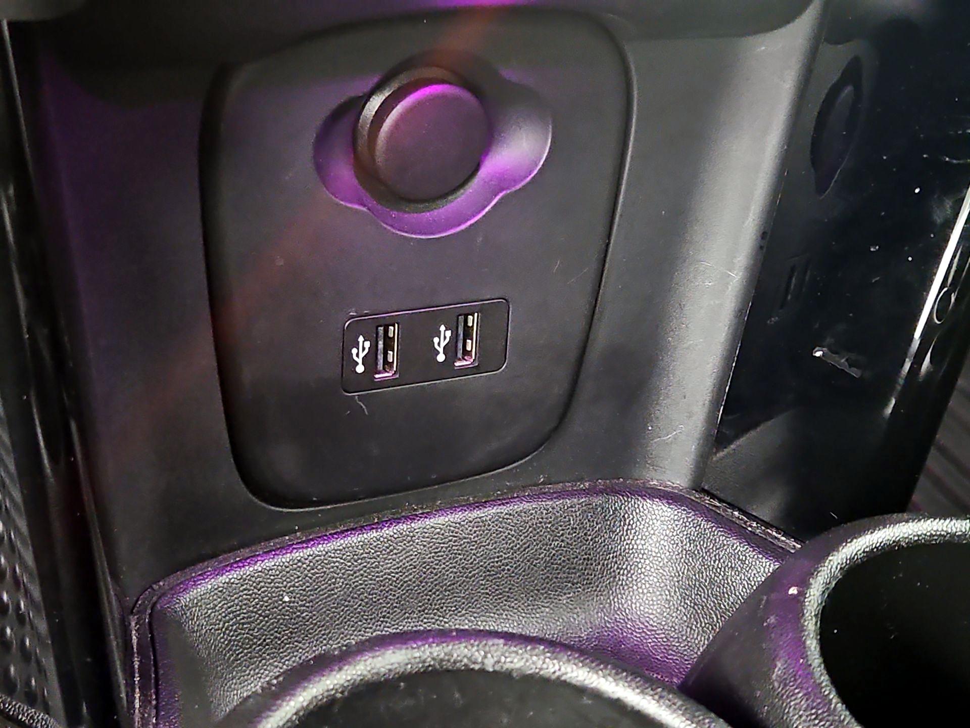 Thumbnail: 2019 MINI Cooper Hardtop - 18