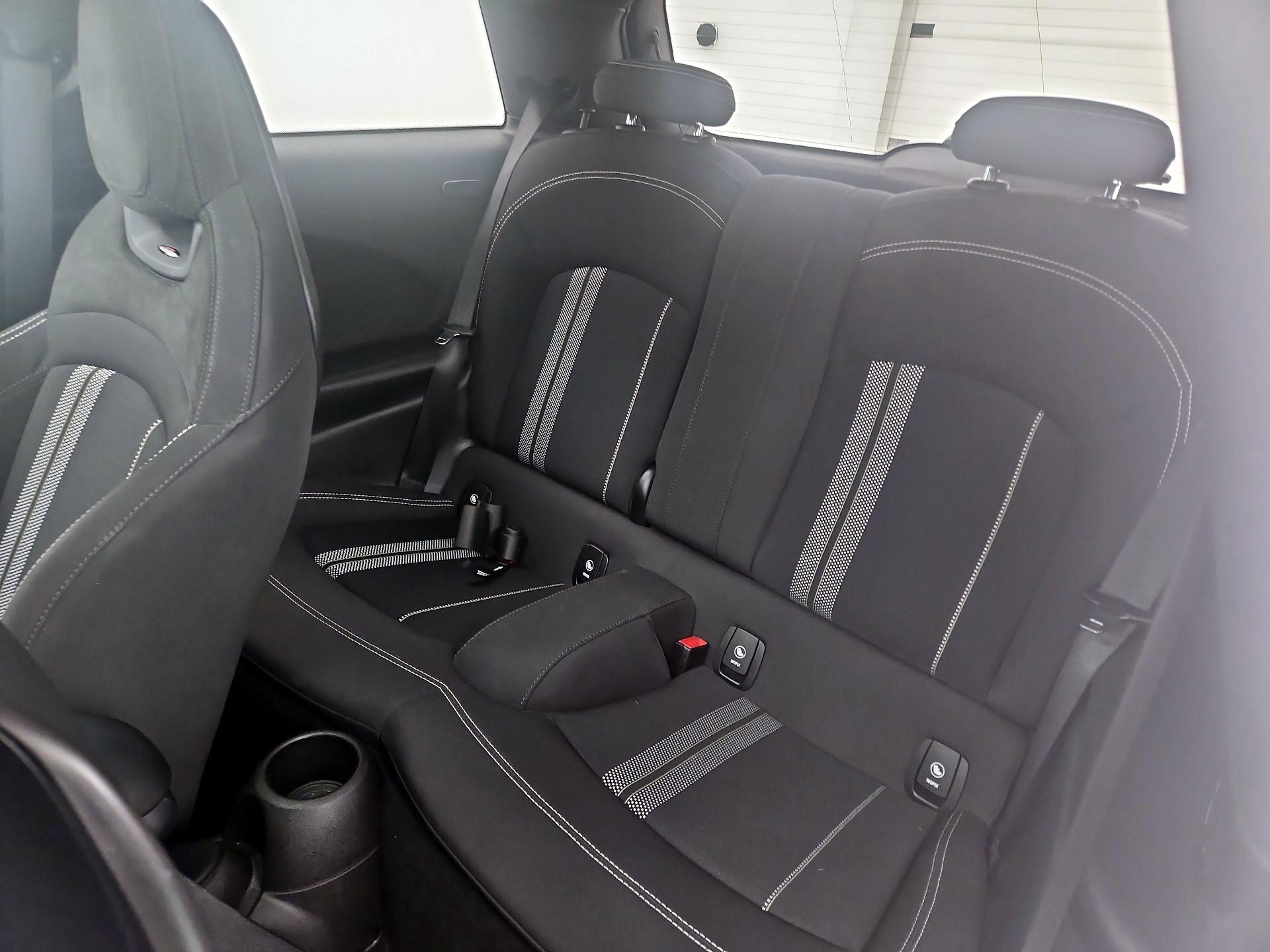 Thumbnail: 2019 MINI Cooper Hardtop - 20