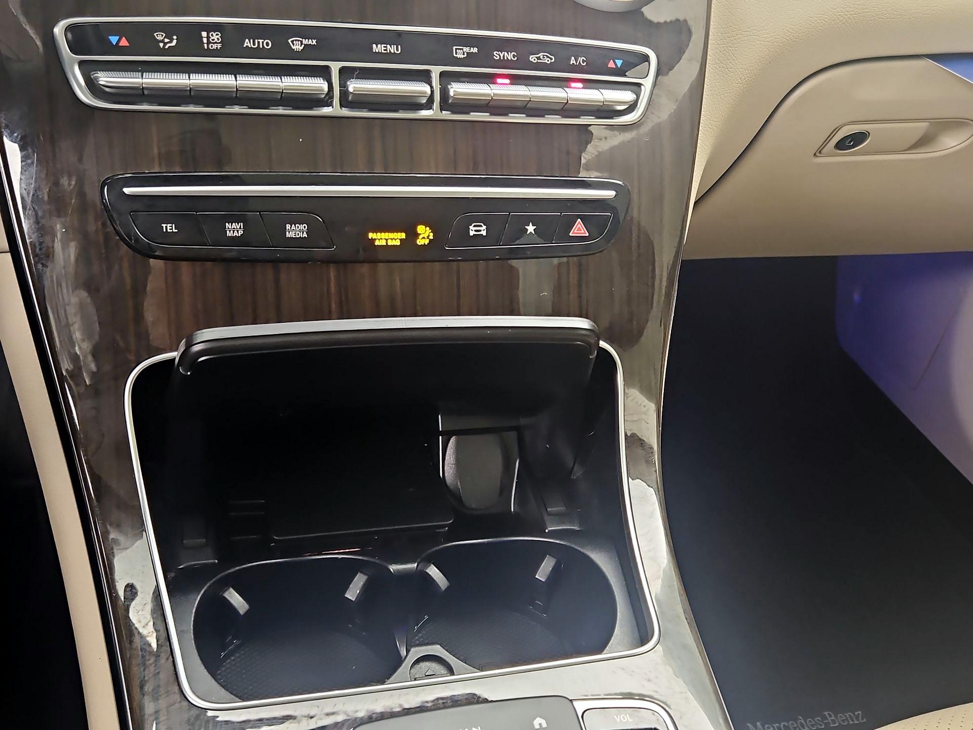 Thumbnail: 2022 Mercedes-Benz GLC - 16