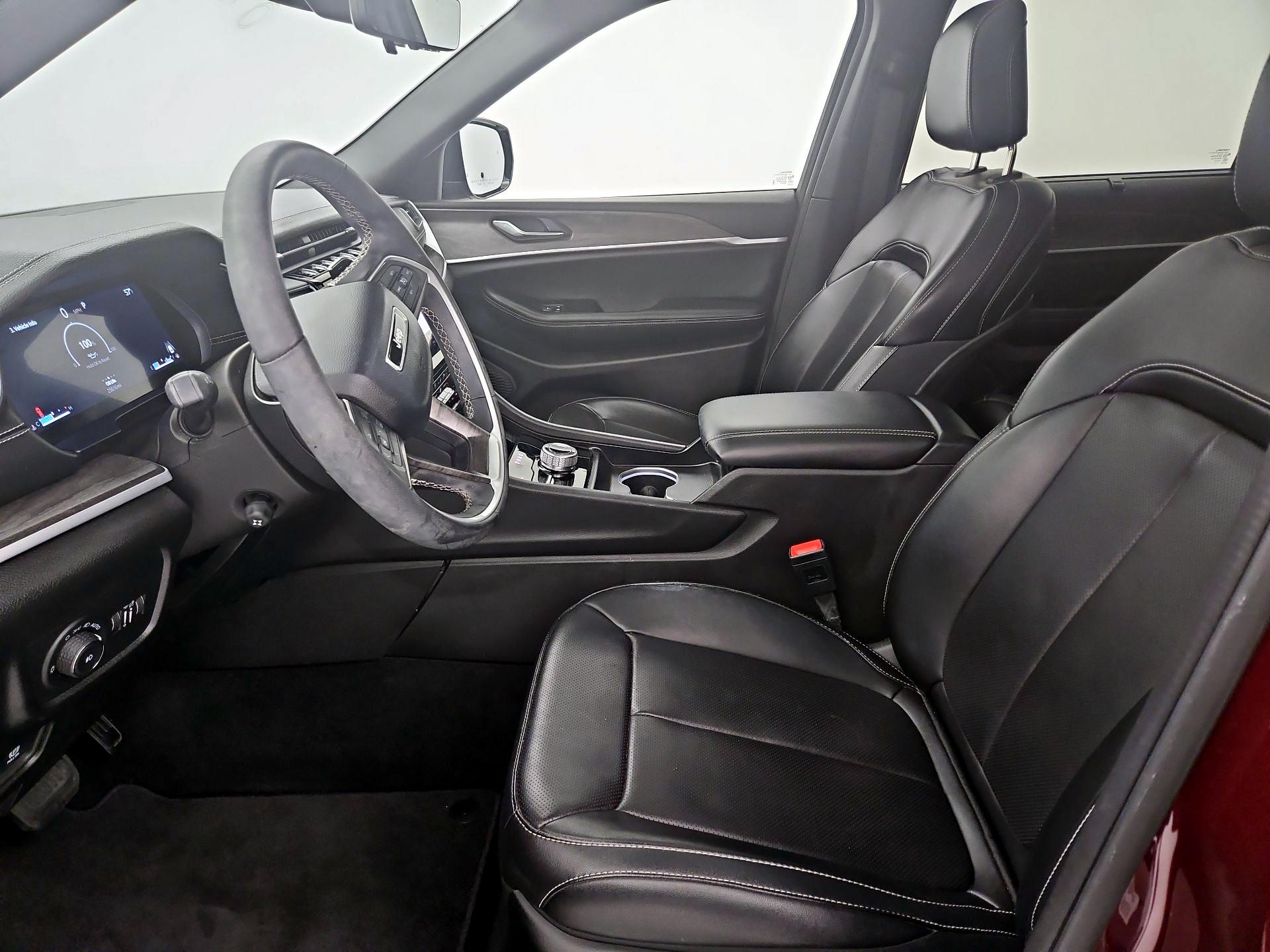 Thumbnail: 2024 Jeep Grand Cherokee L - 11