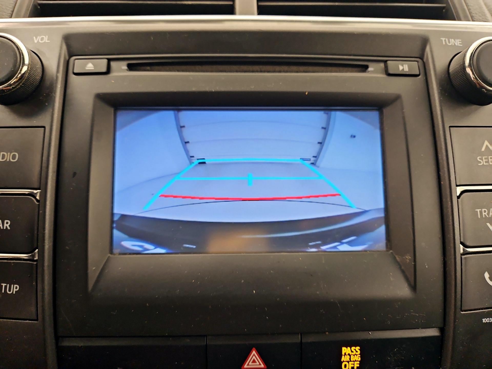 Thumbnail: 2015 Toyota Camry - 14