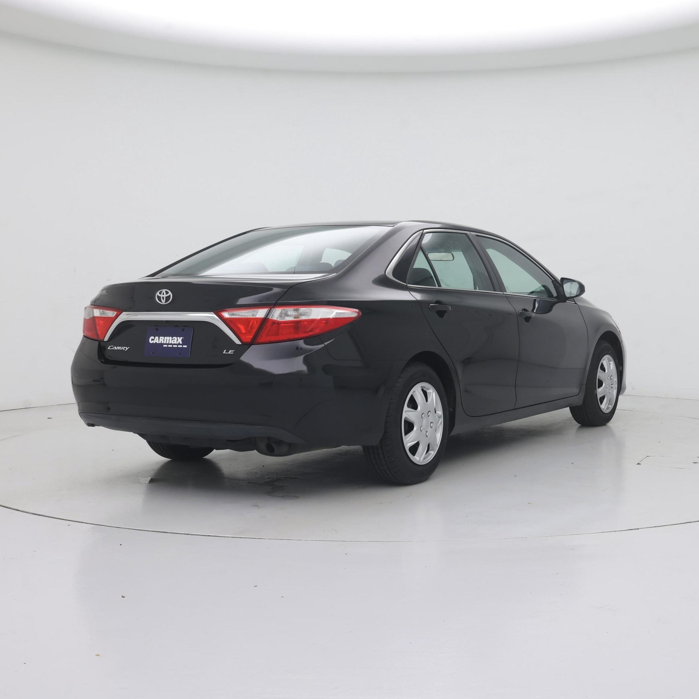 Thumbnail: 2015 Toyota Camry - 8