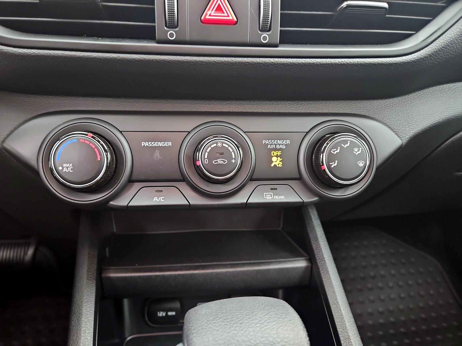 Thumbnail: 2024 Kia Forte - 17