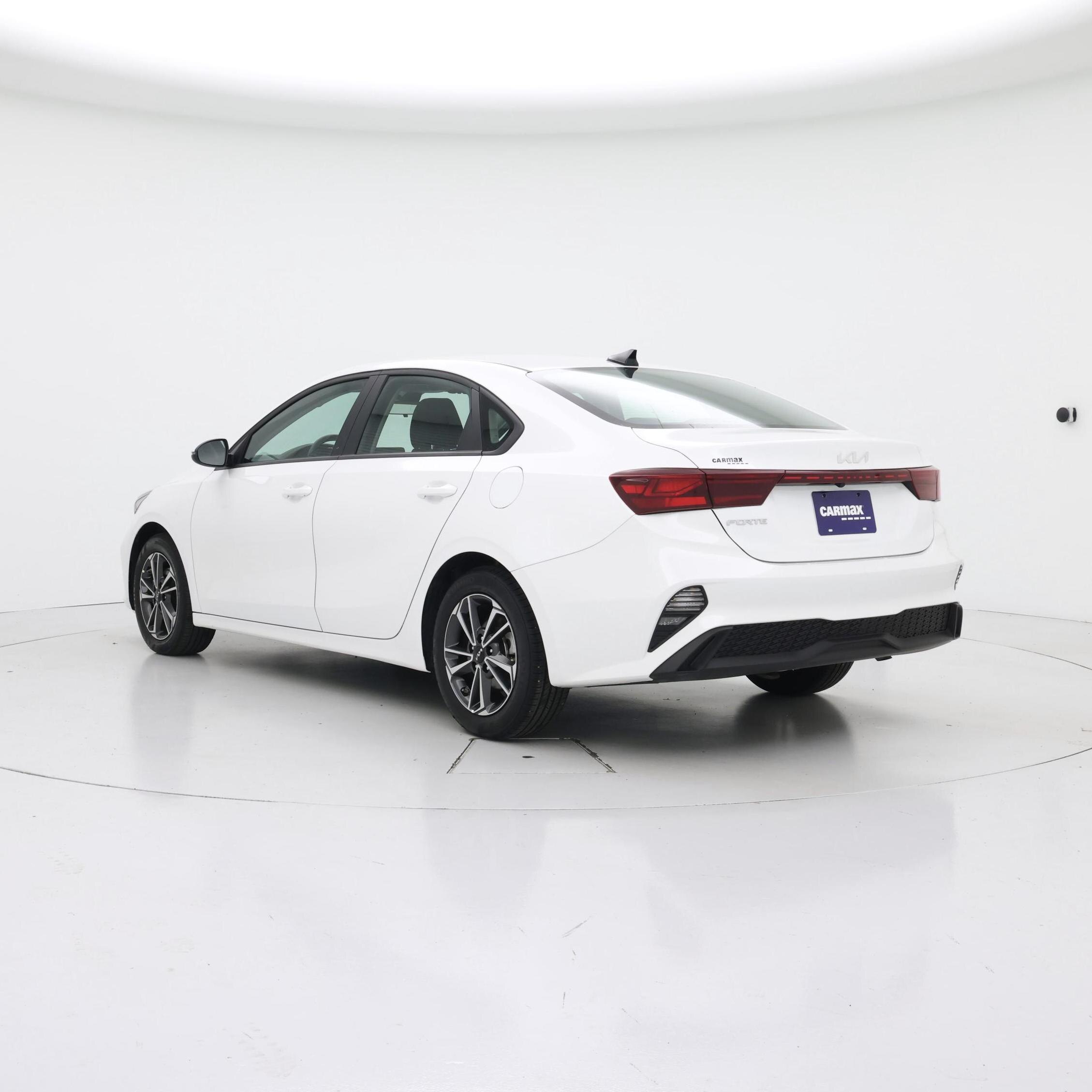 Thumbnail: 2024 Kia Forte - 2