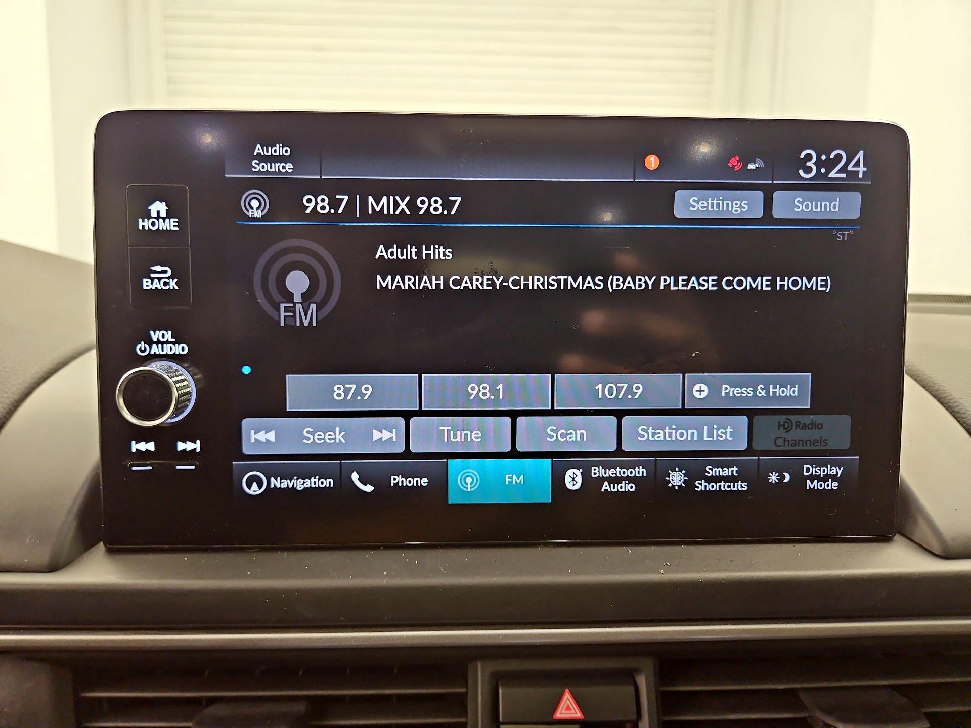 Thumbnail: 2023 Honda Pilot - 16