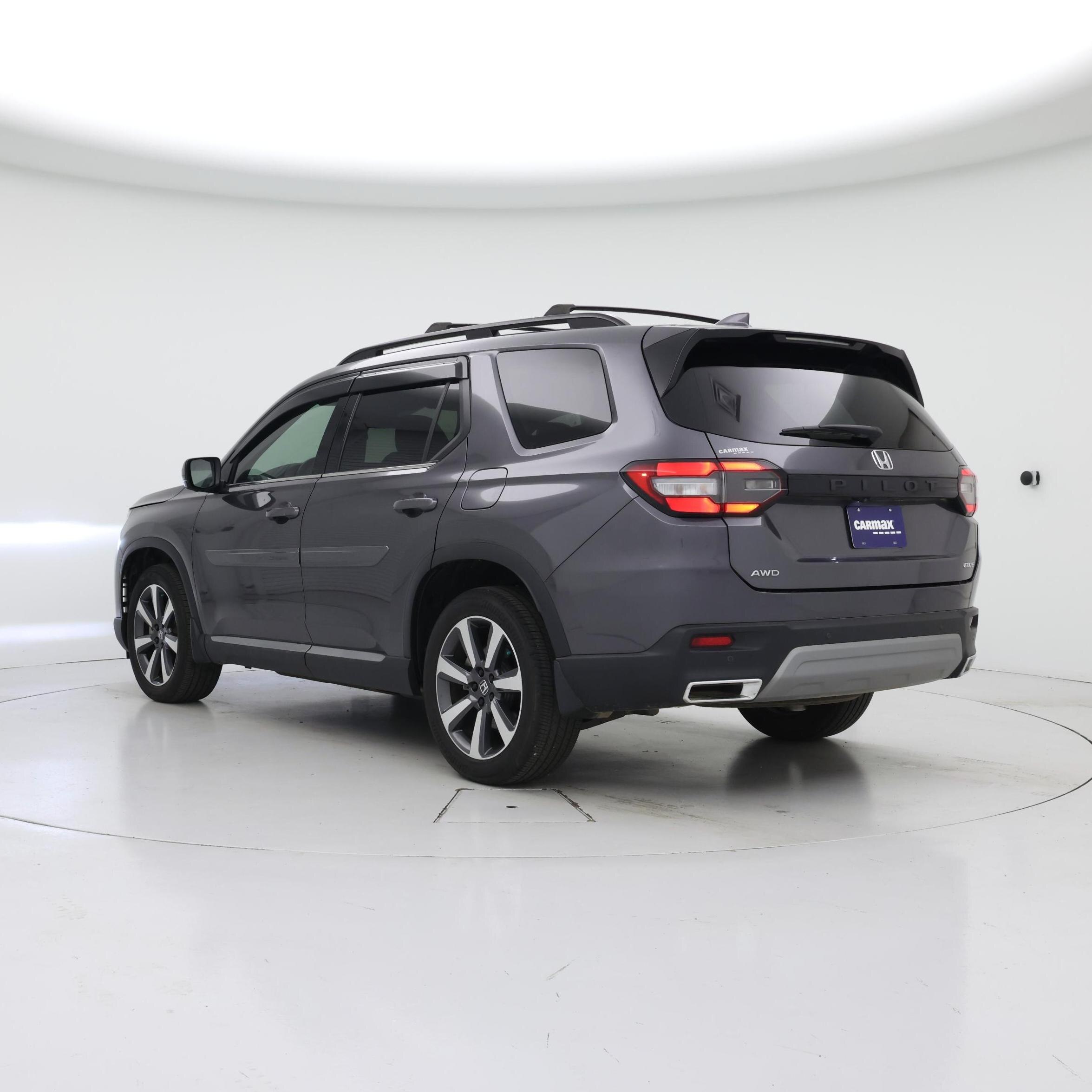 Thumbnail: 2023 Honda Pilot - 2