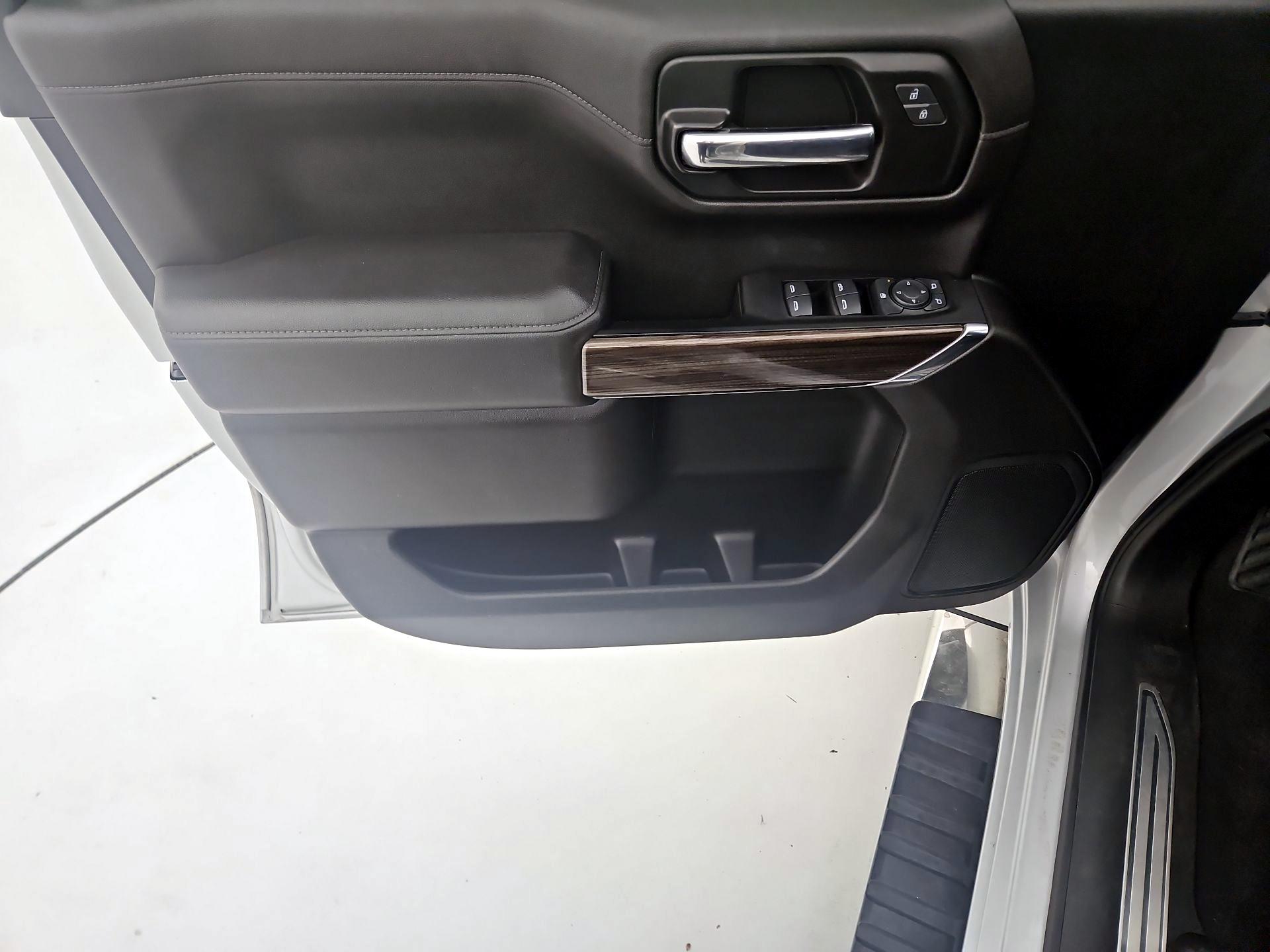 Thumbnail: 2022 Chevrolet Silverado 1500 - 12