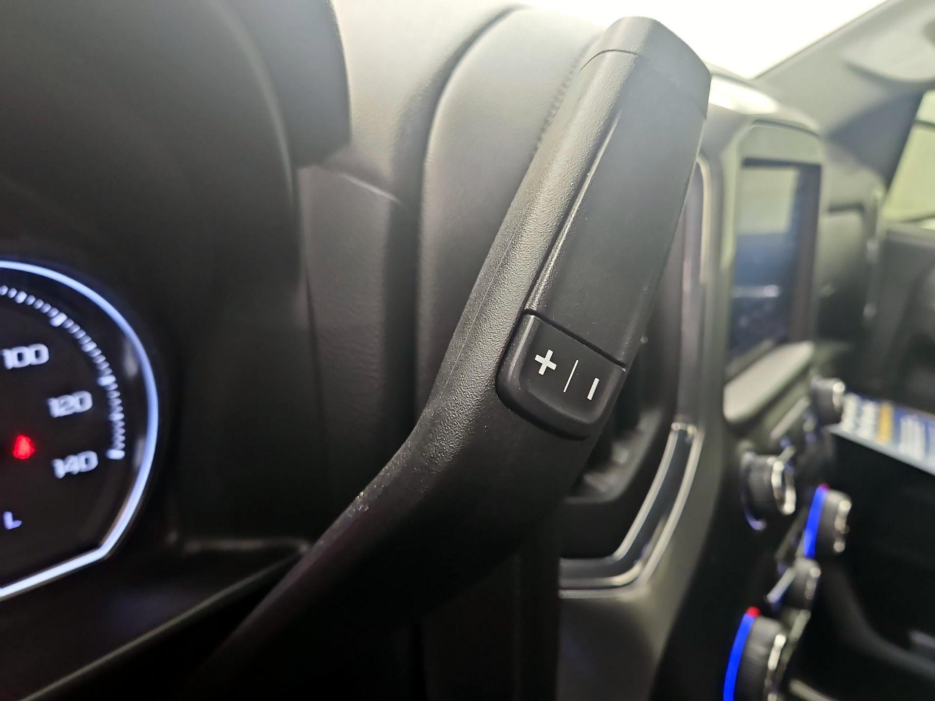 Thumbnail: 2022 Chevrolet Silverado 1500 - 17