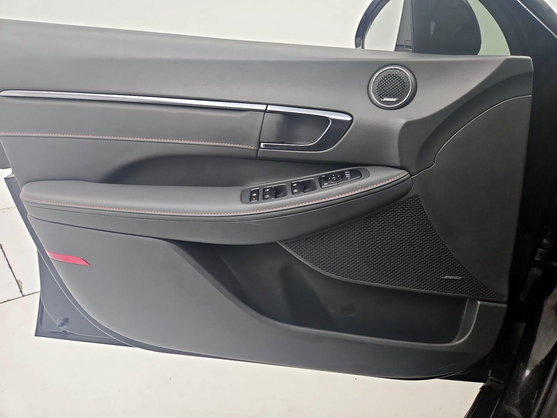 Thumbnail: 2021 Hyundai Sonata - 12