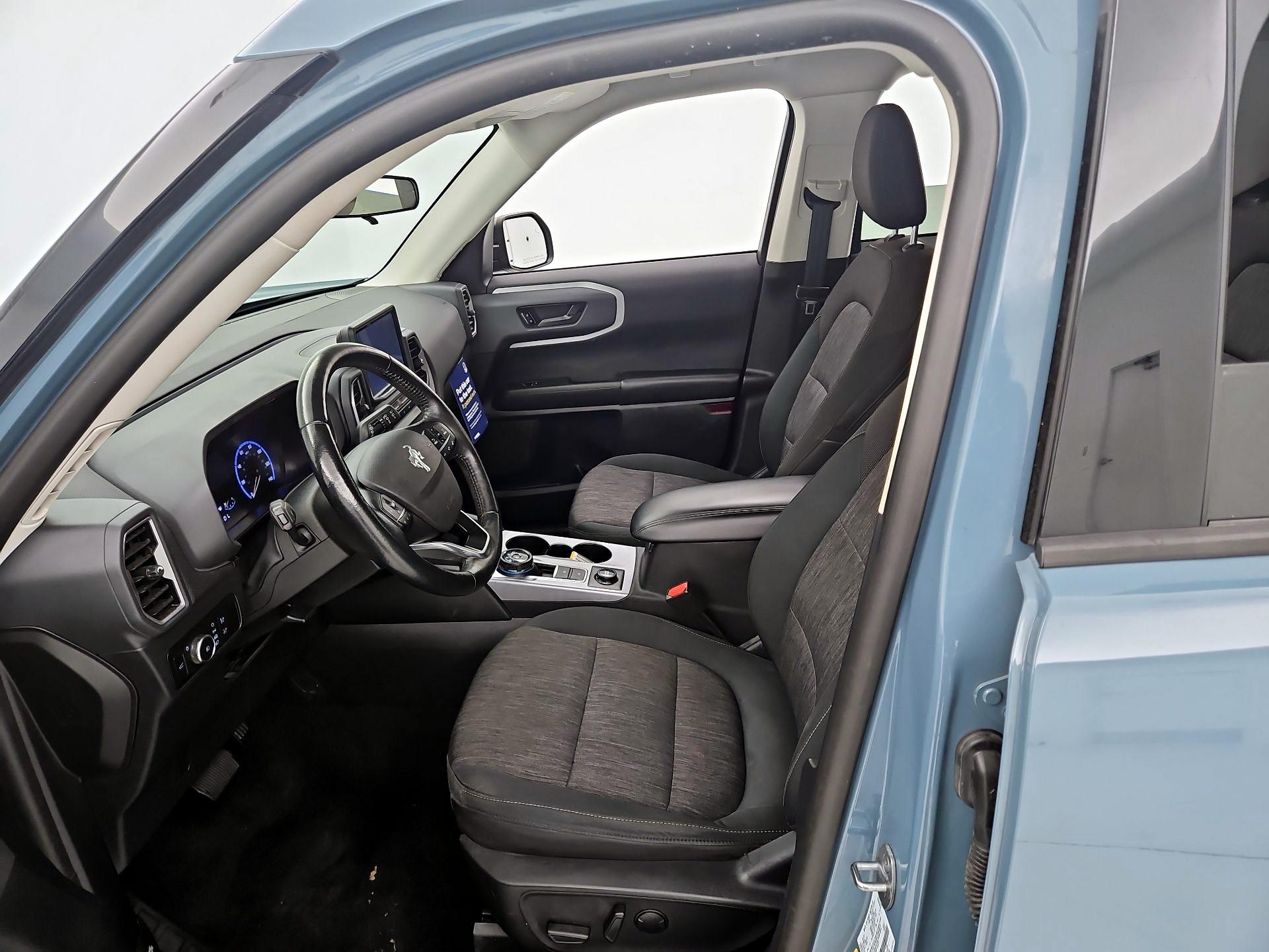 Thumbnail: 2023 Ford Bronco Sport - 11