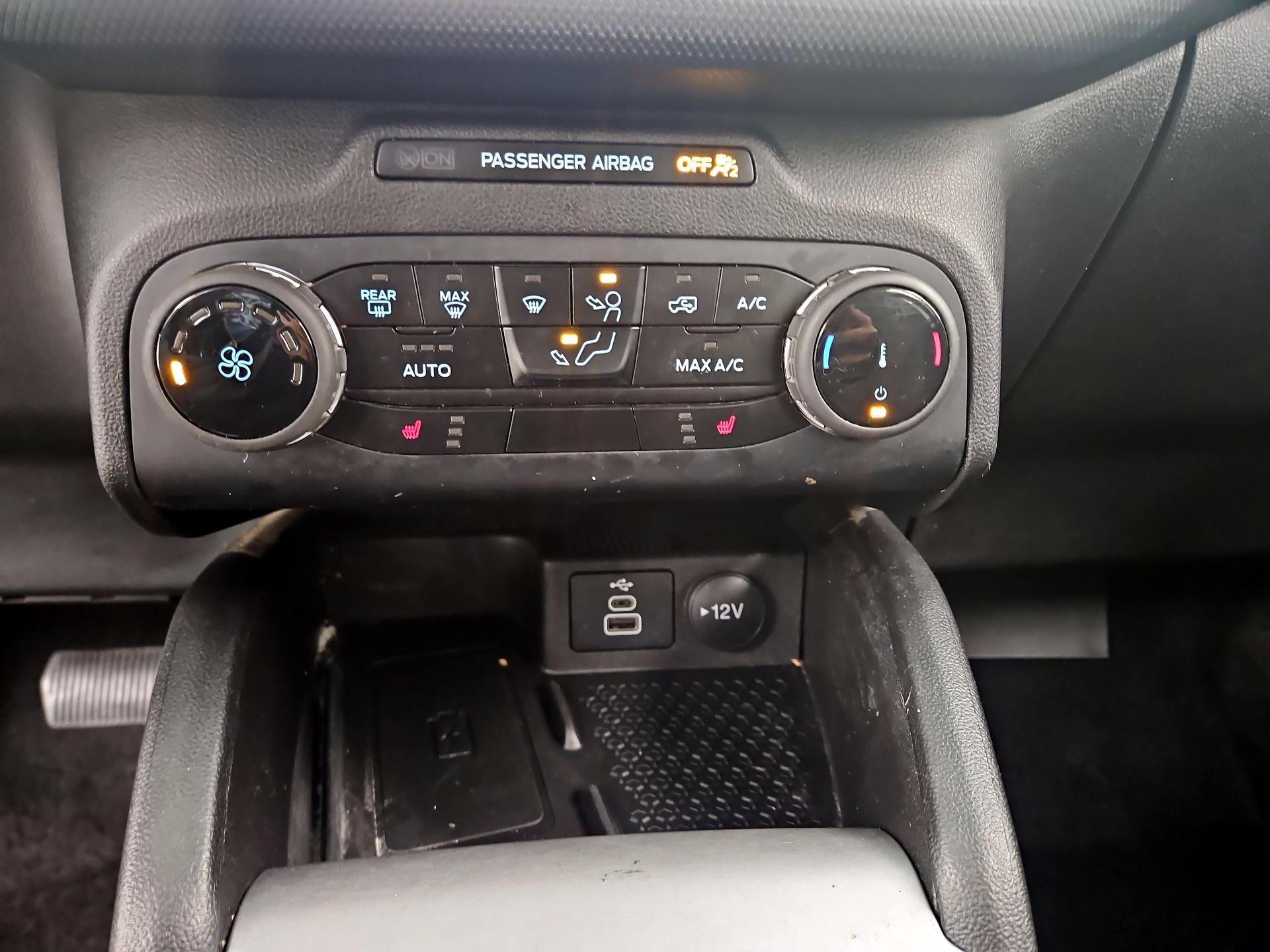 Thumbnail: 2023 Ford Bronco Sport - 17