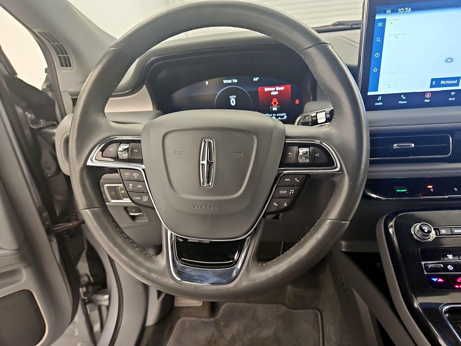 Thumbnail: 2022 Lincoln Nautilus - 10