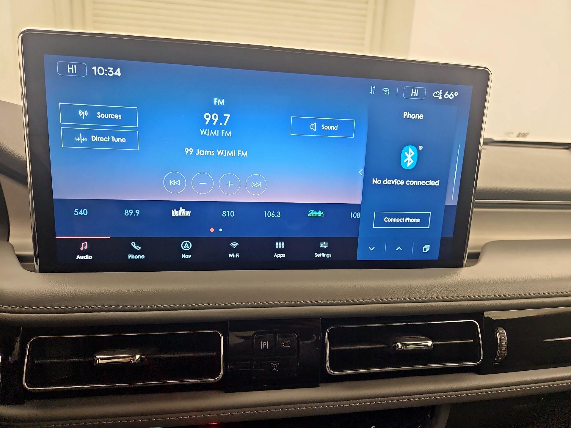 Thumbnail: 2022 Lincoln Nautilus - 16