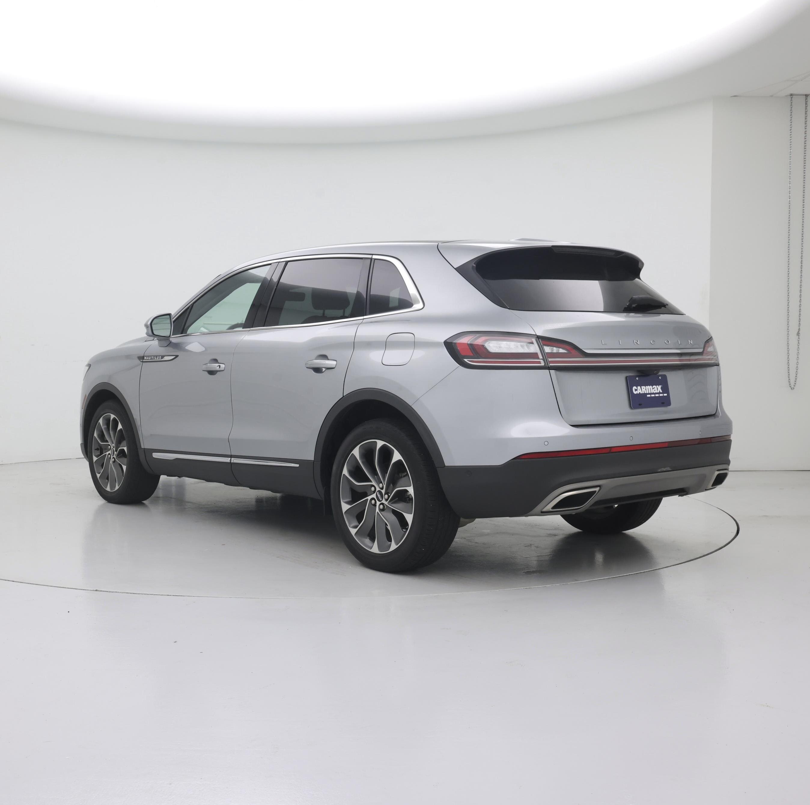 Thumbnail: 2022 Lincoln Nautilus - 2