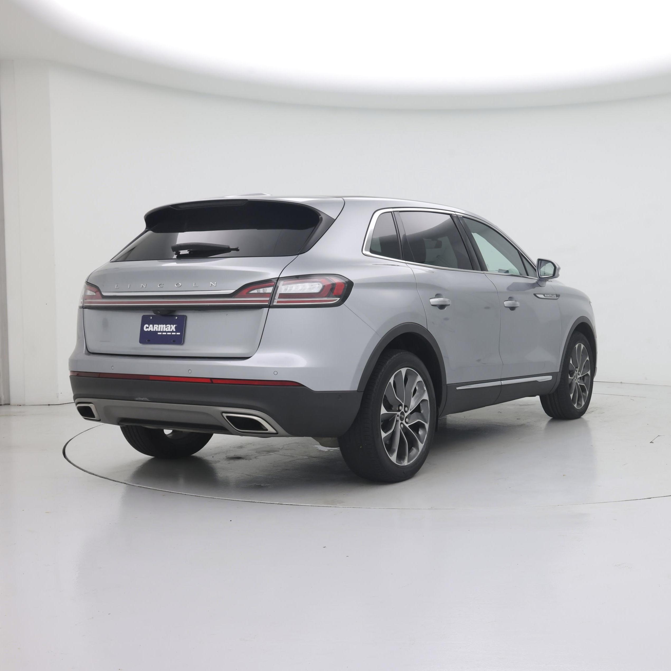 Thumbnail: 2022 Lincoln Nautilus - 8