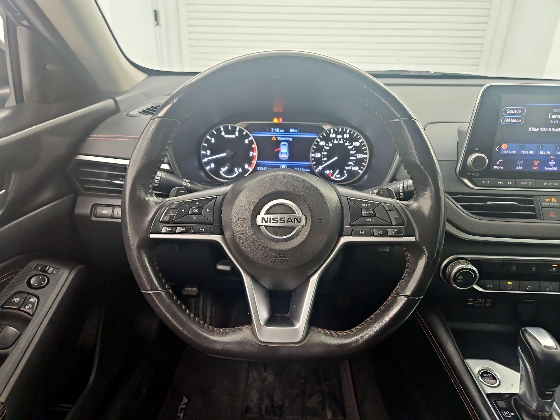 Thumbnail: 2022 Nissan Altima - 10