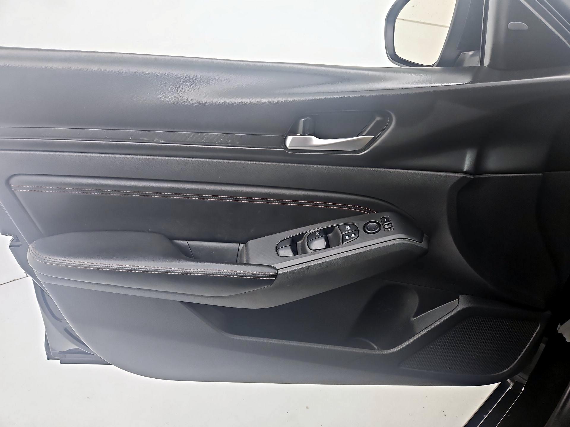 Thumbnail: 2022 Nissan Altima - 12