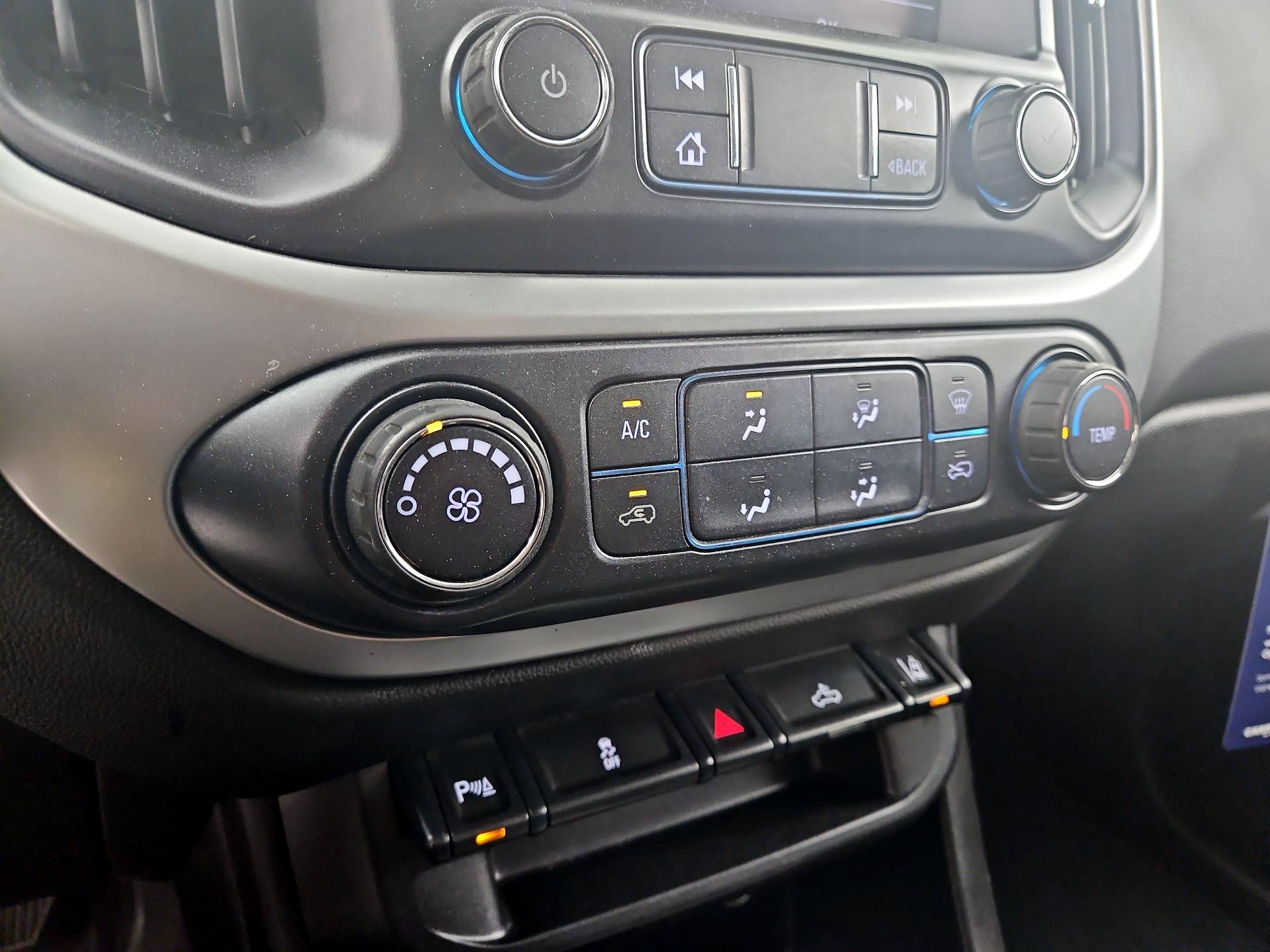 Thumbnail: 2021 Chevrolet Colorado - 16