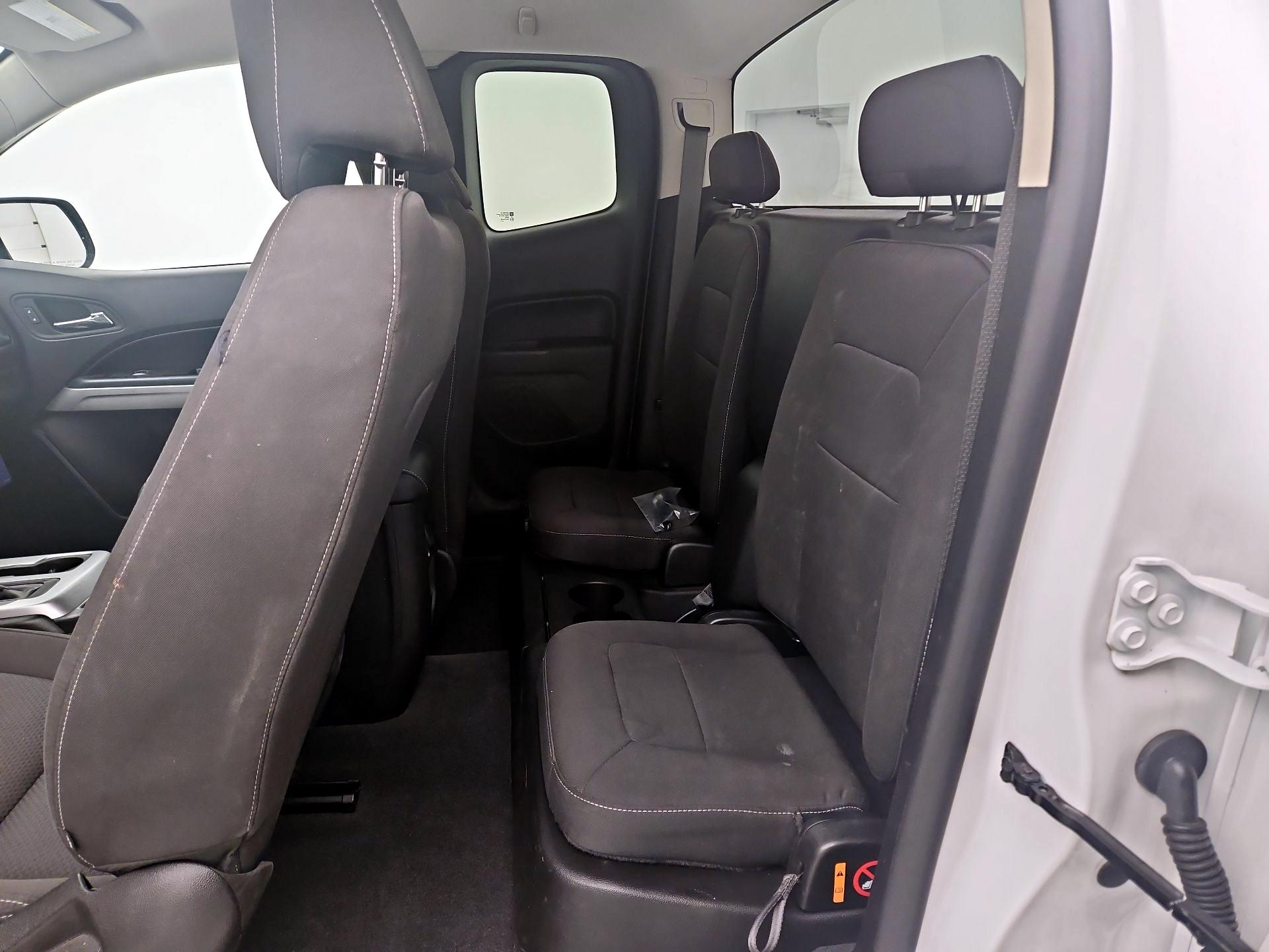 Thumbnail: 2021 Chevrolet Colorado - 19