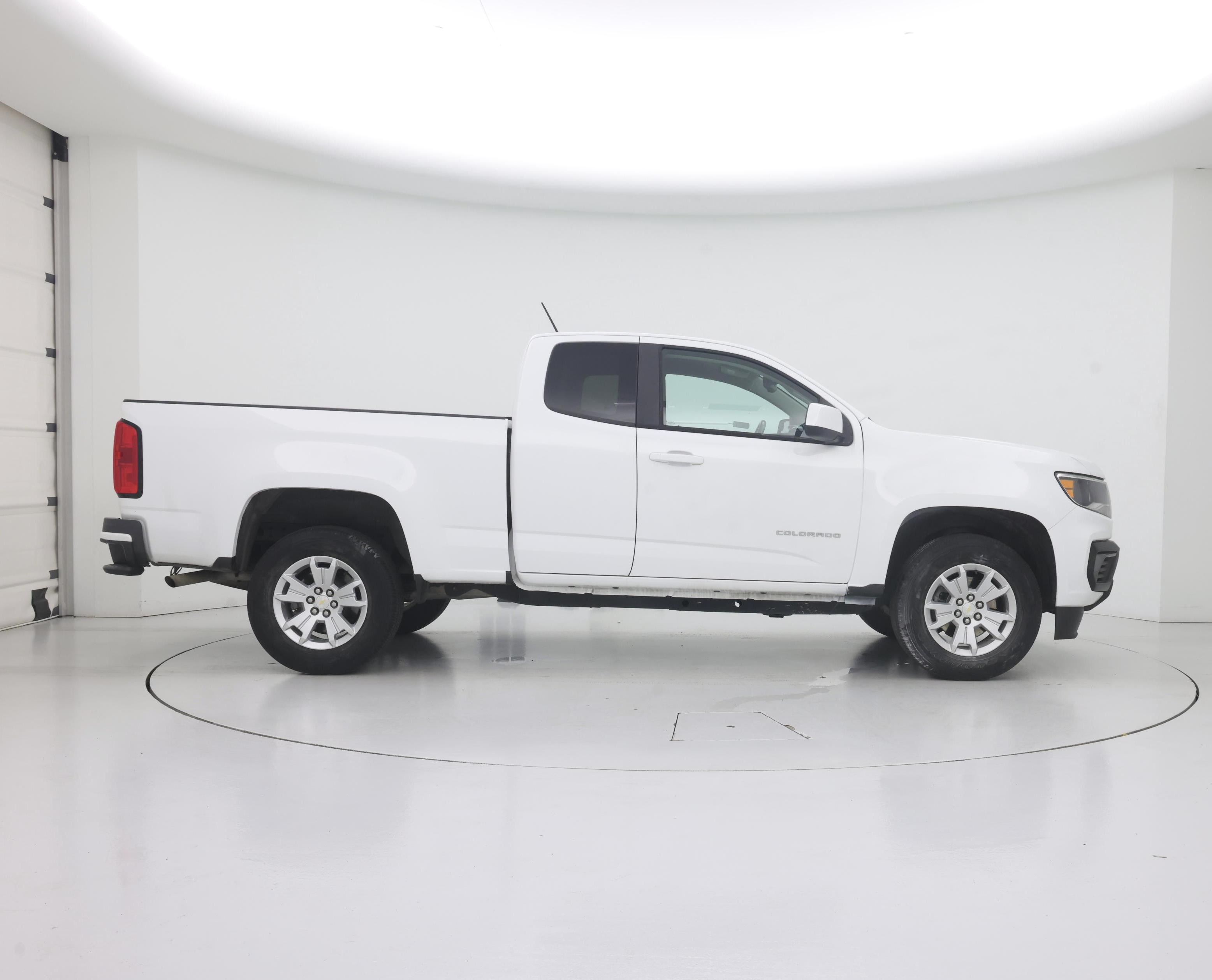 Thumbnail: 2021 Chevrolet Colorado - 7