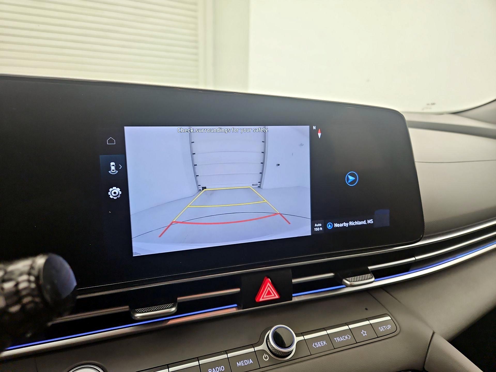 Thumbnail: 2024 Hyundai Elantra - 14