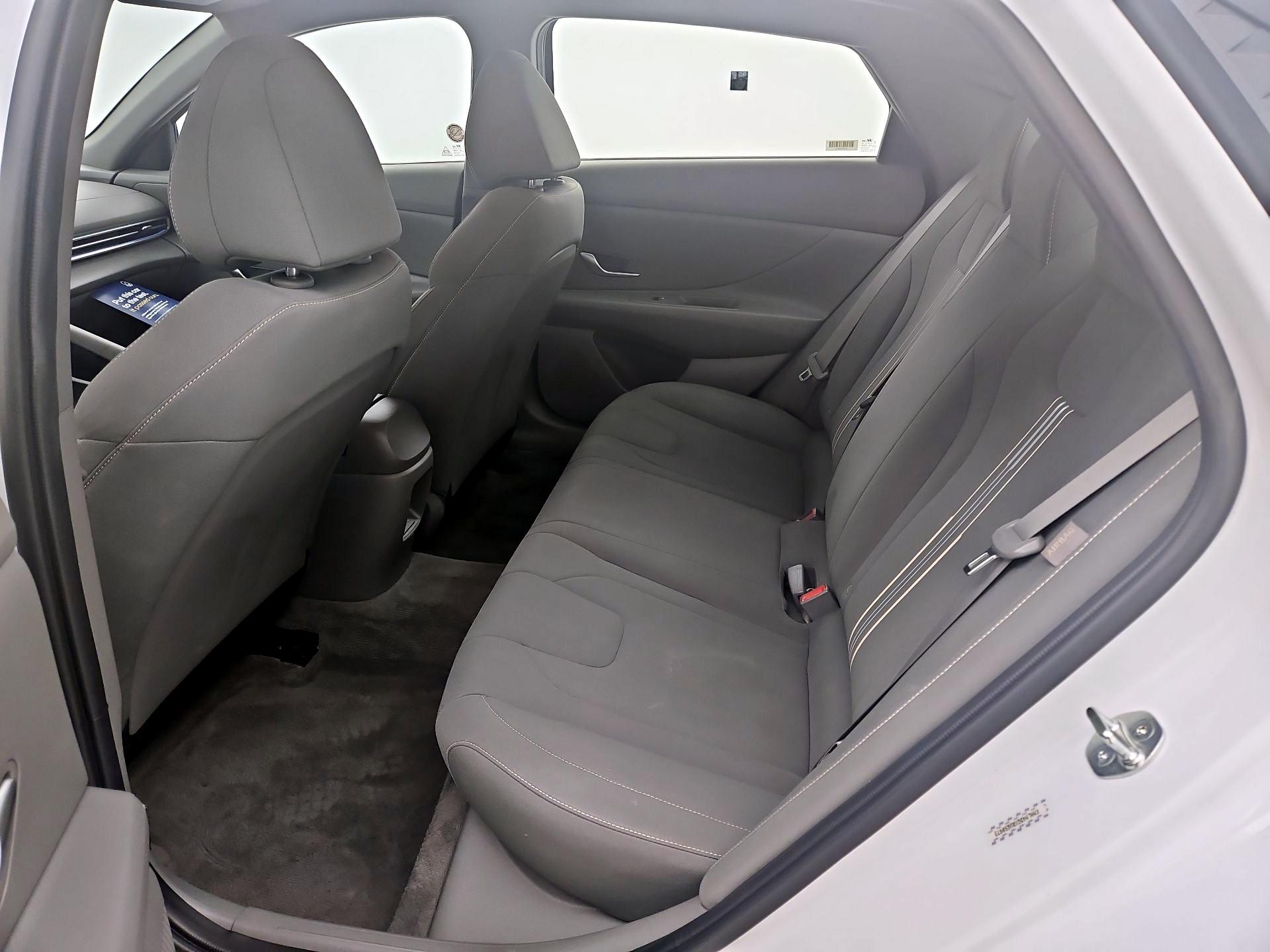 Thumbnail: 2024 Hyundai Elantra - 19