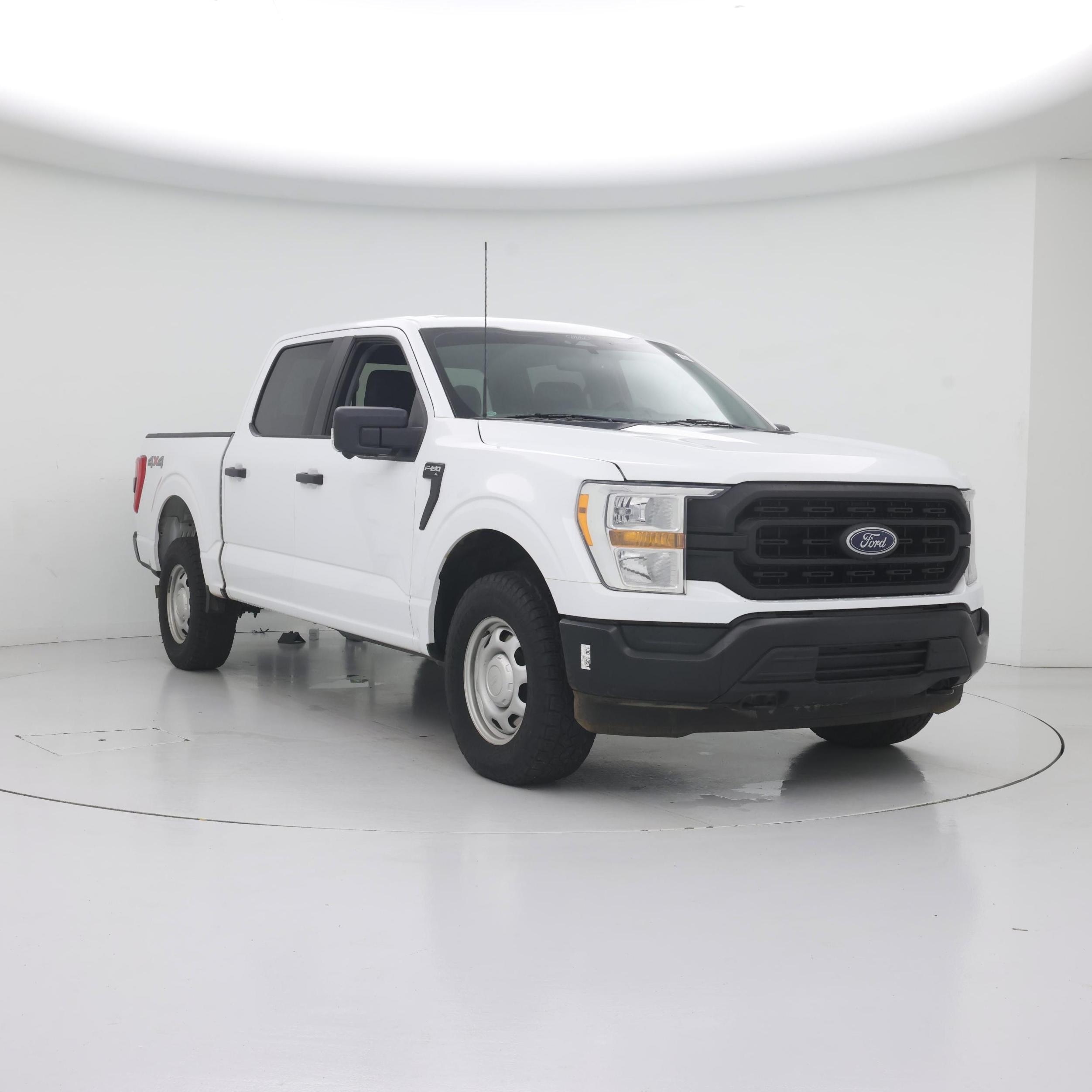 White 2022 Ford F-150 XL SuperCrew 4WD Pickup Truck Four-Wheel Drive Automatic