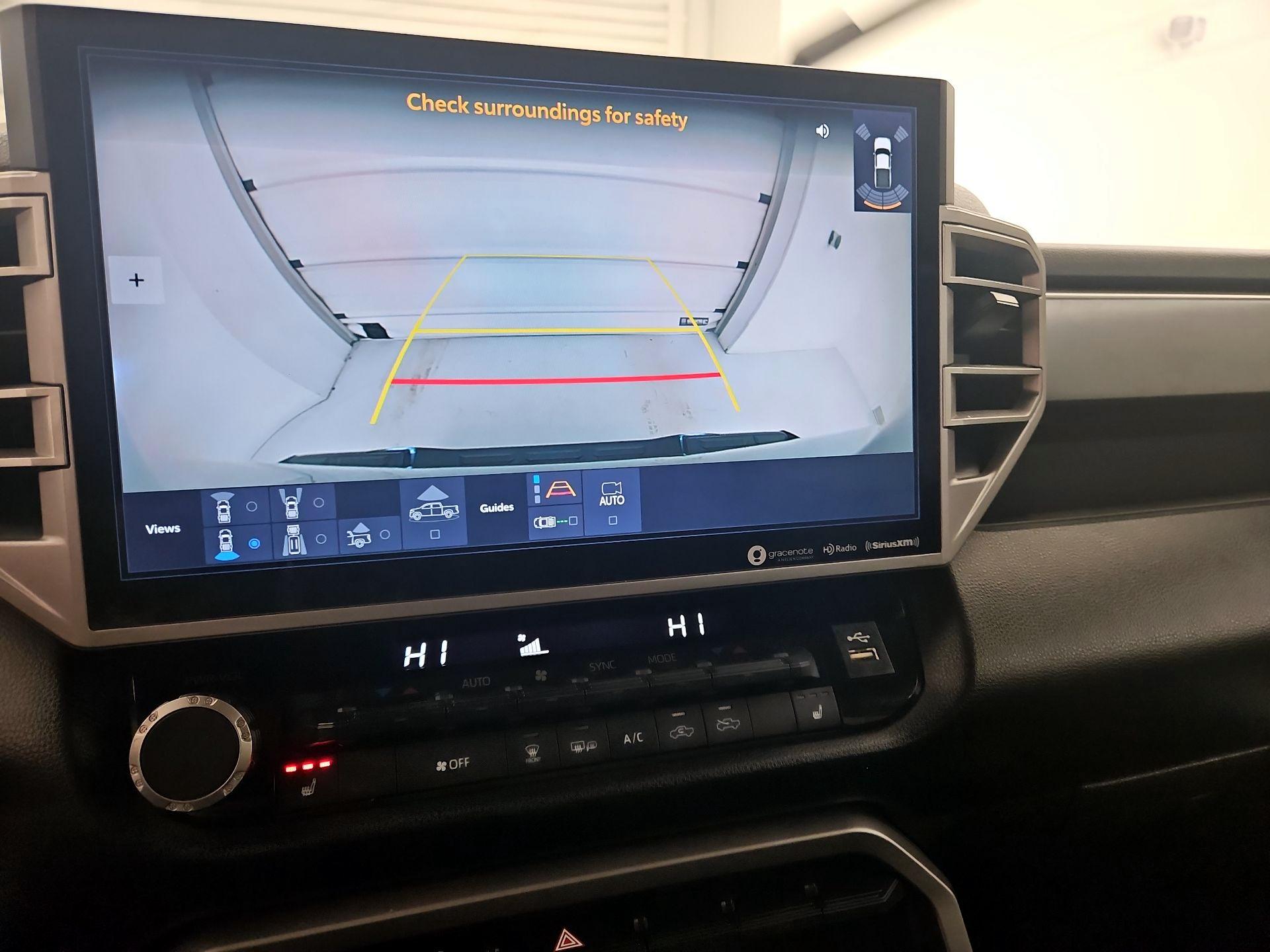 Thumbnail: 2022 Toyota Tundra - 14