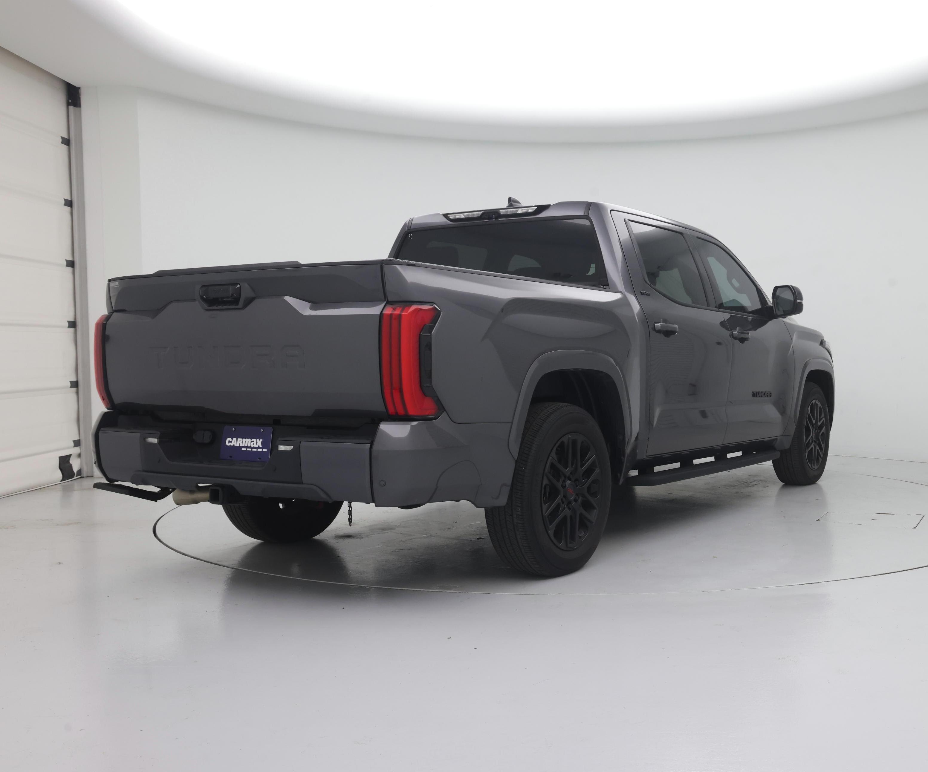 Thumbnail: 2022 Toyota Tundra - 8