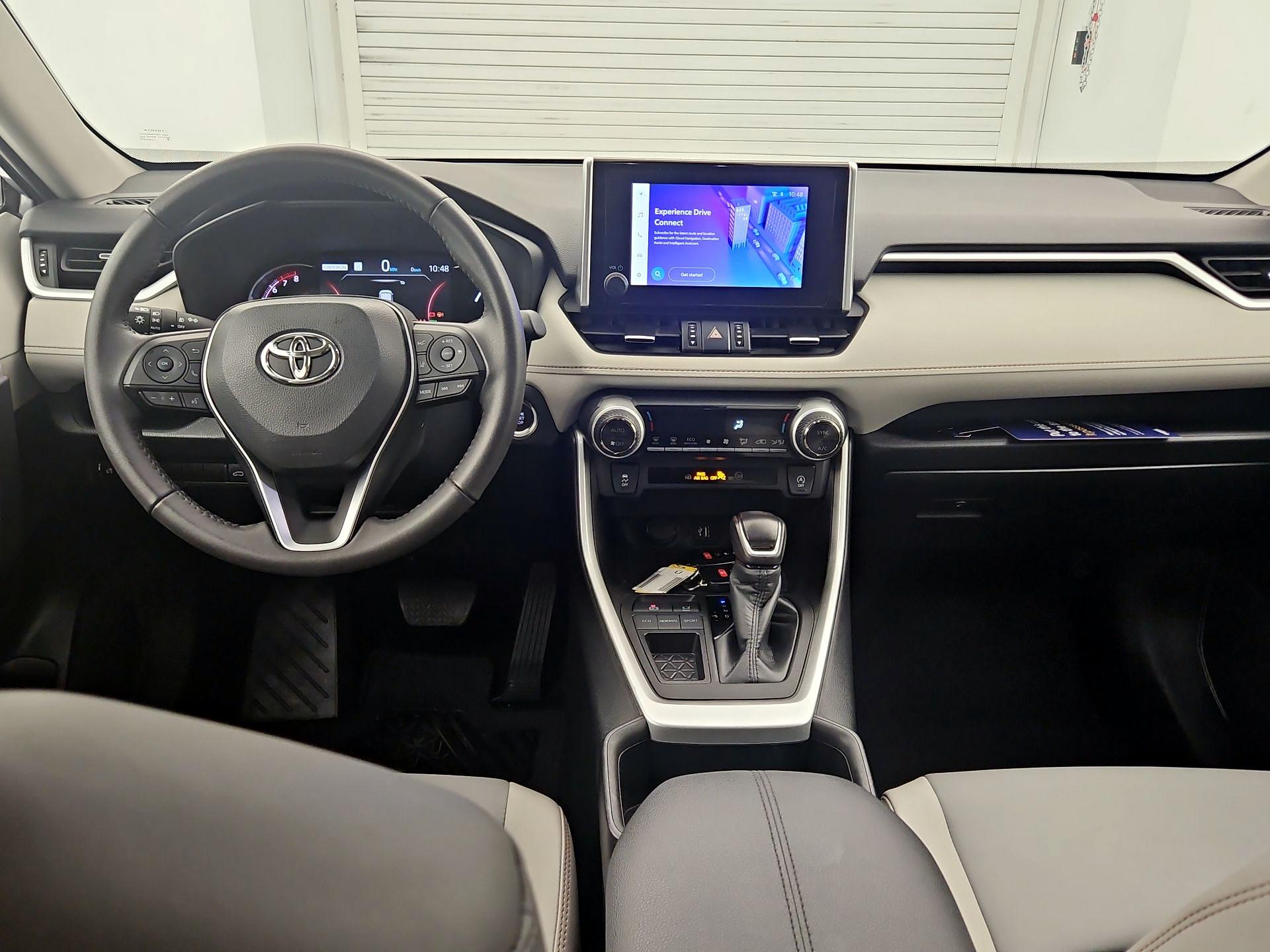 Thumbnail: 2023 Toyota RAV4 - 9