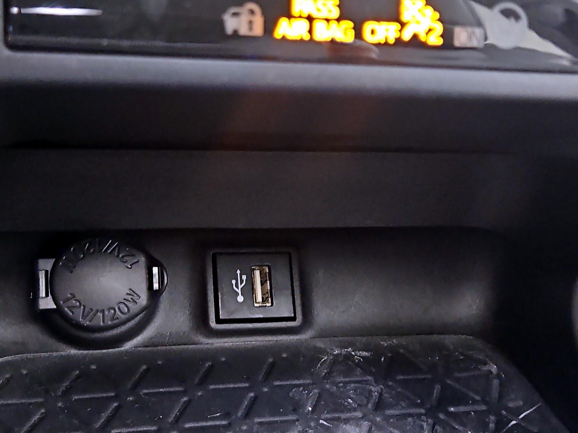 Thumbnail: 2023 Toyota RAV4 - 18