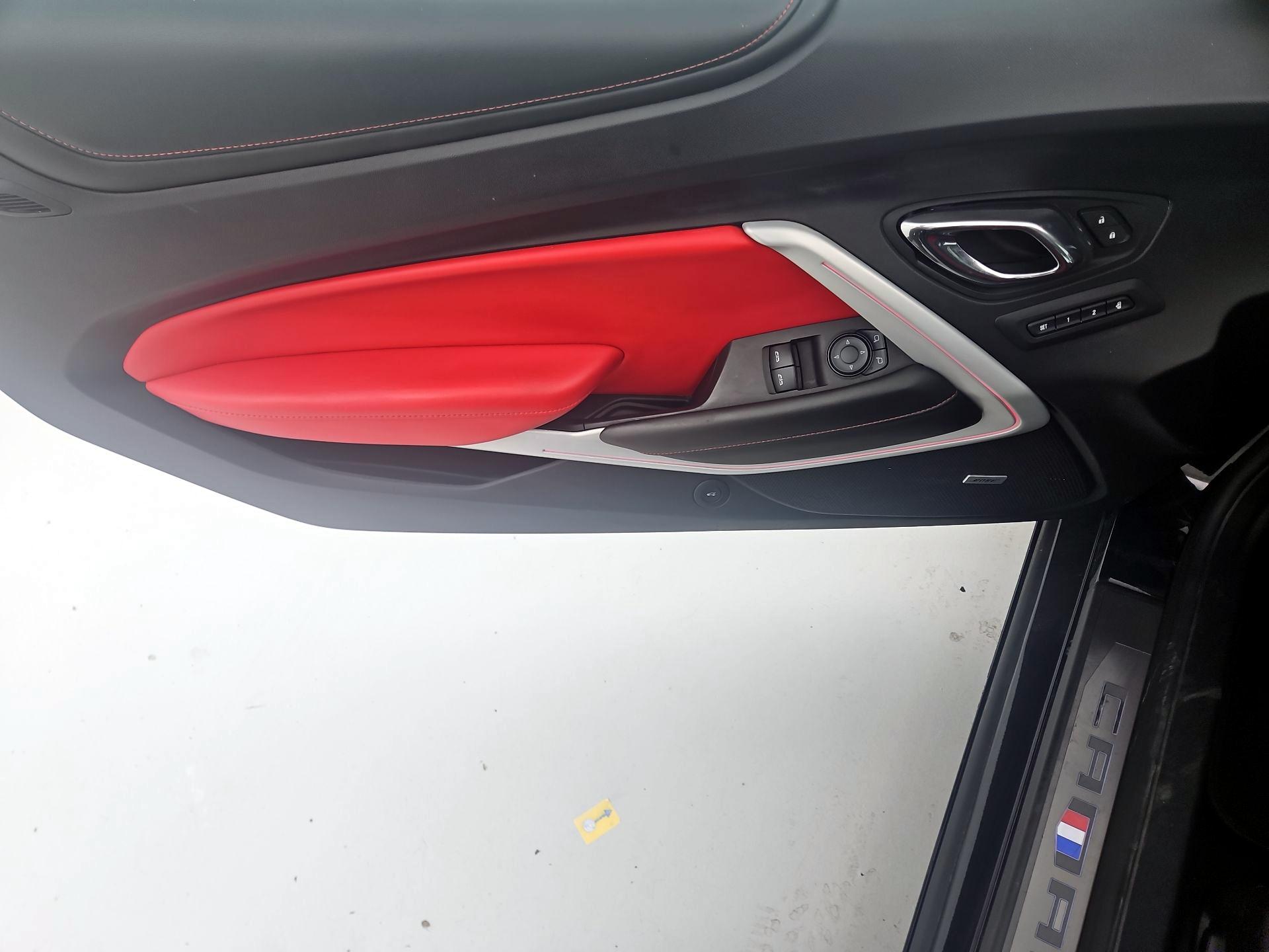 Thumbnail: 2016 Chevrolet Camaro - 12