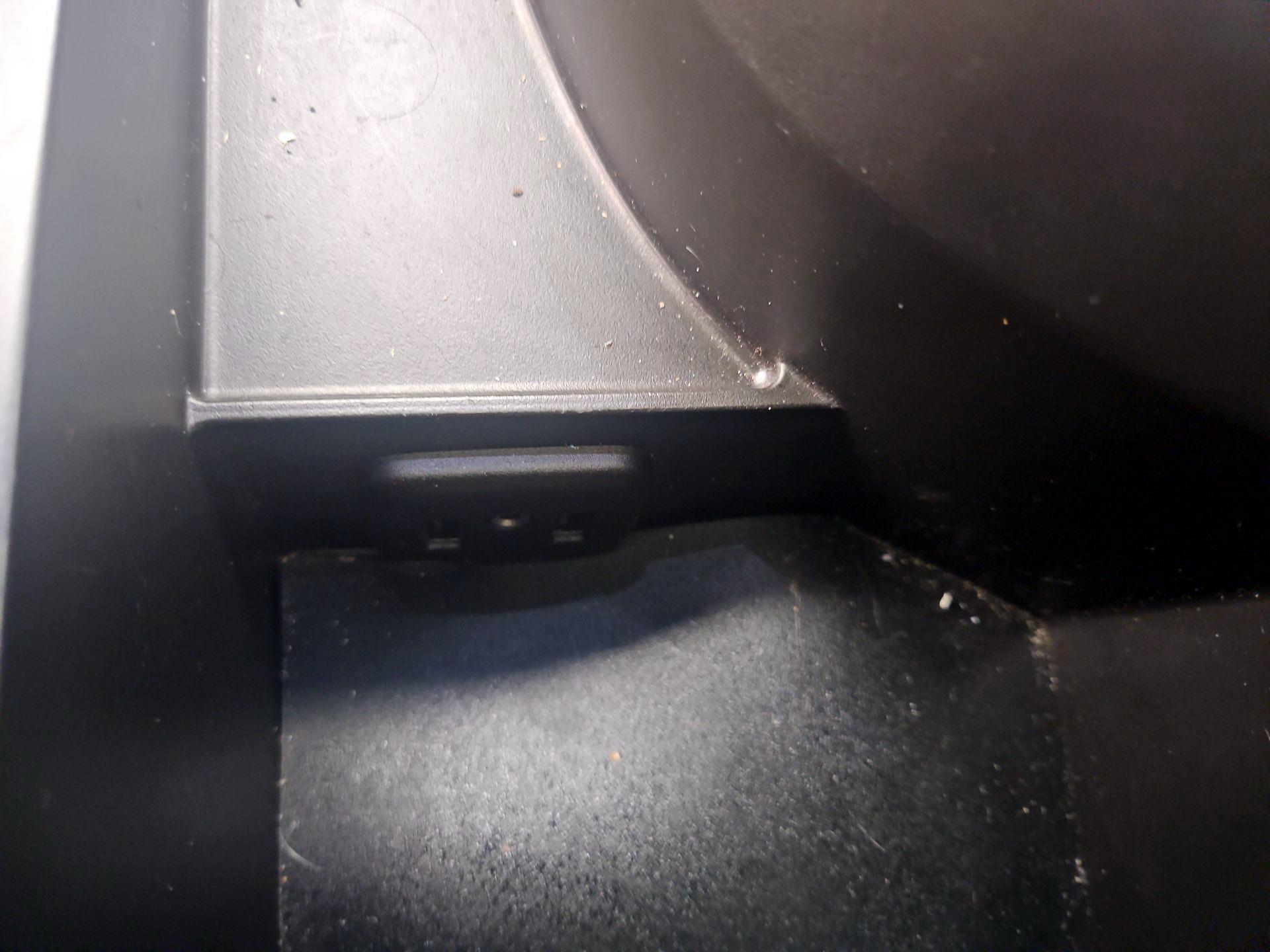 Thumbnail: 2016 Chevrolet Camaro - 18