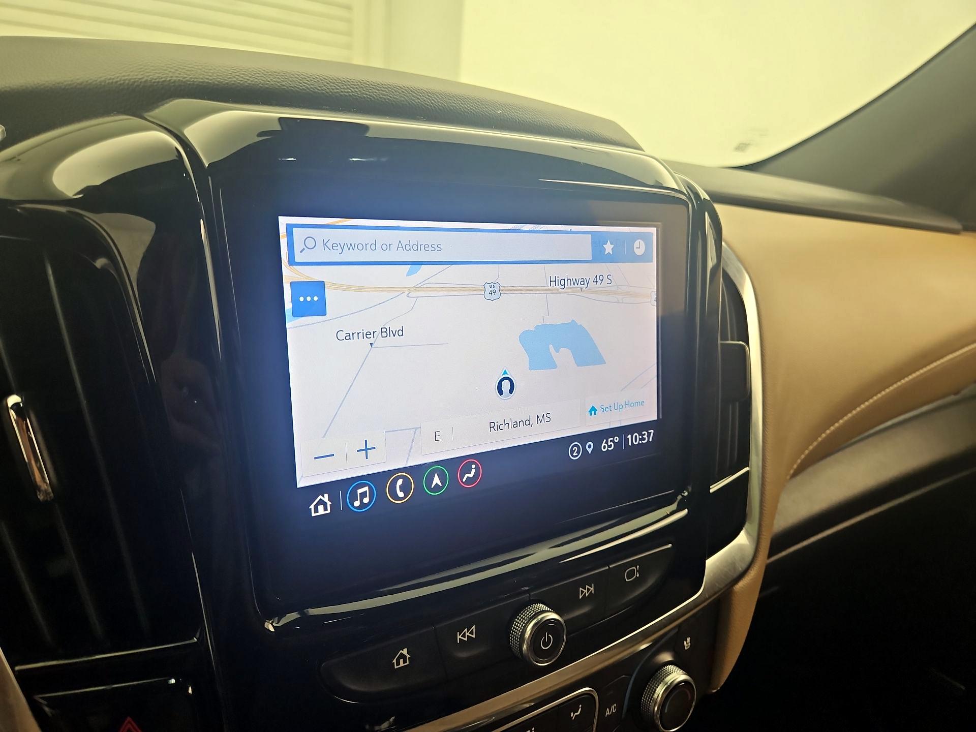 Thumbnail: 2022 Chevrolet Traverse - 14