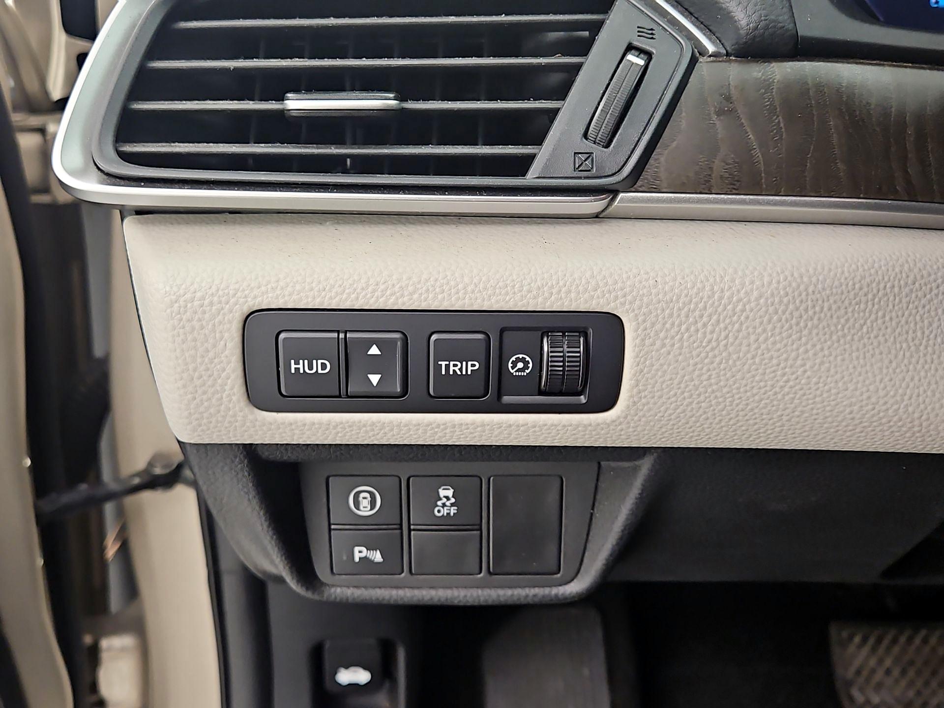 Thumbnail: 2018 Honda Accord - 13