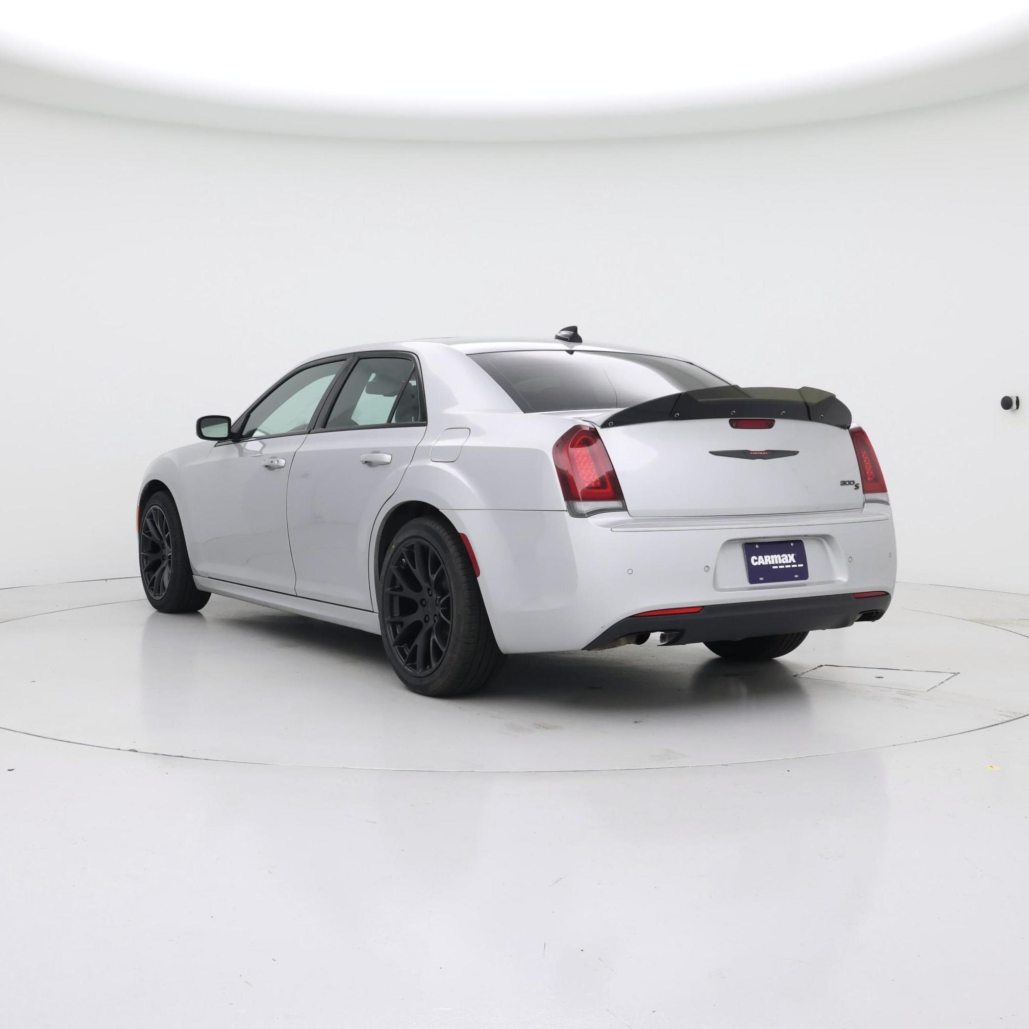 Thumbnail: 2022 Chrysler 300 - 2