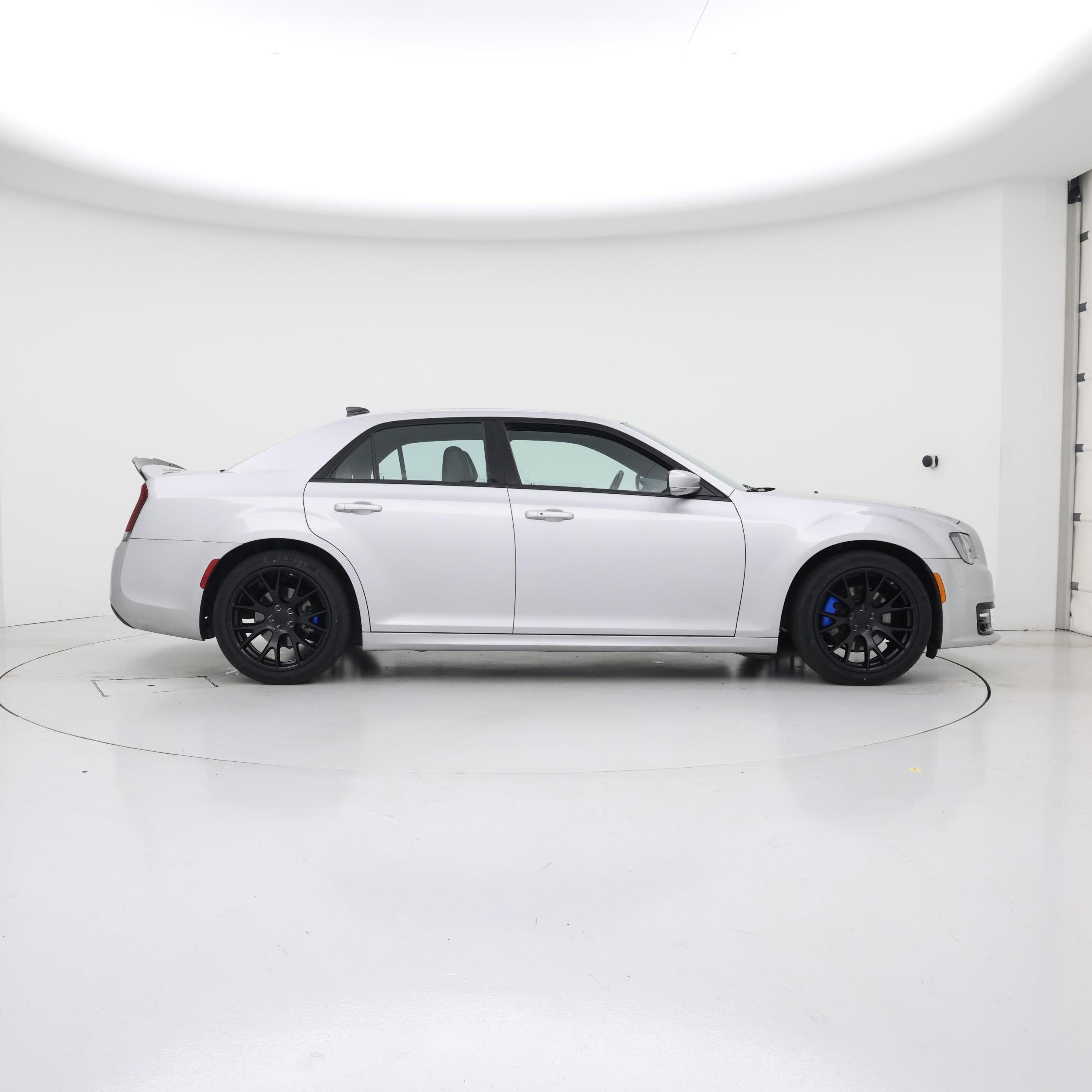 Thumbnail: 2022 Chrysler 300 - 7