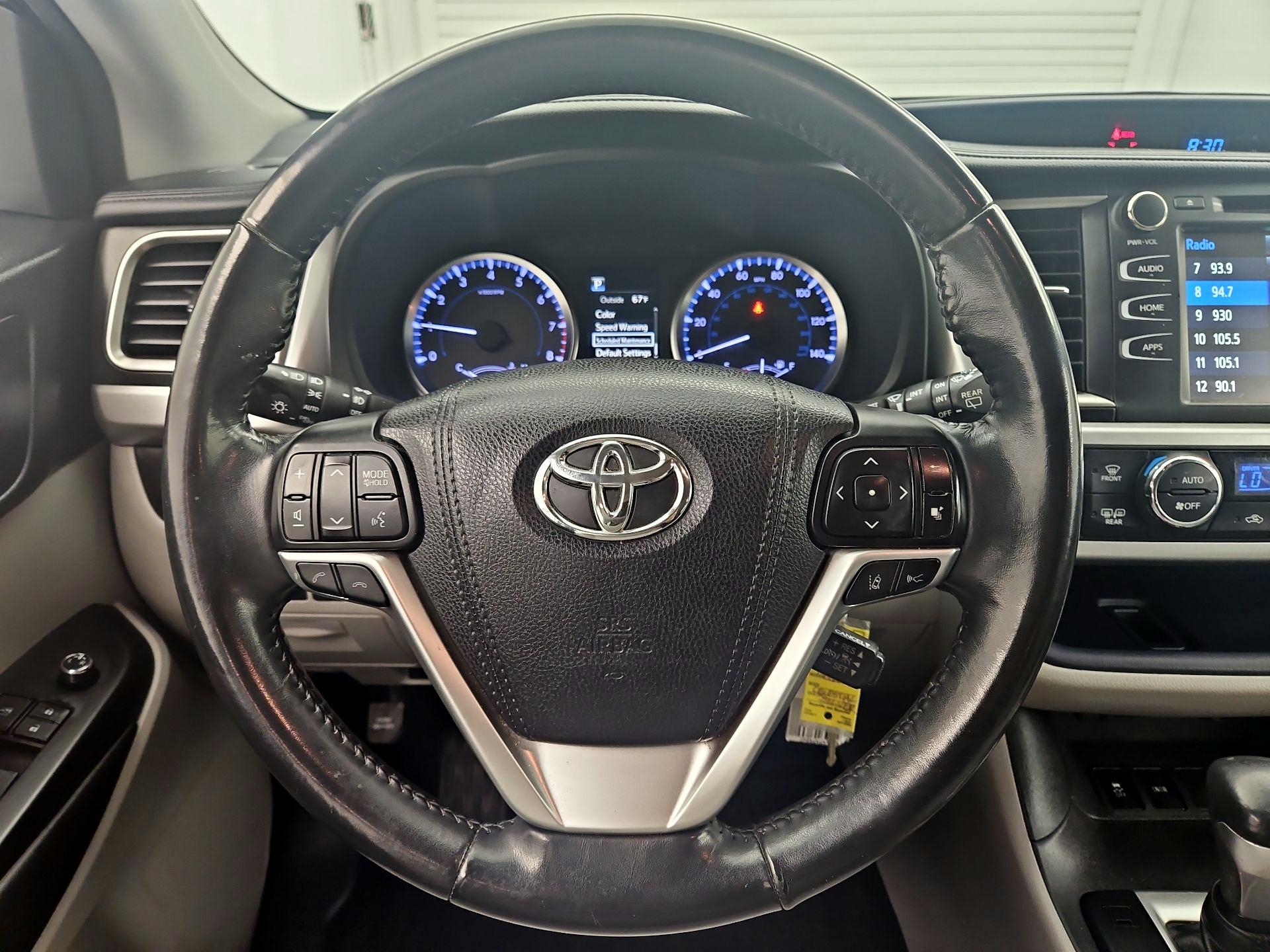 Thumbnail: 2018 Toyota Highlander - 10