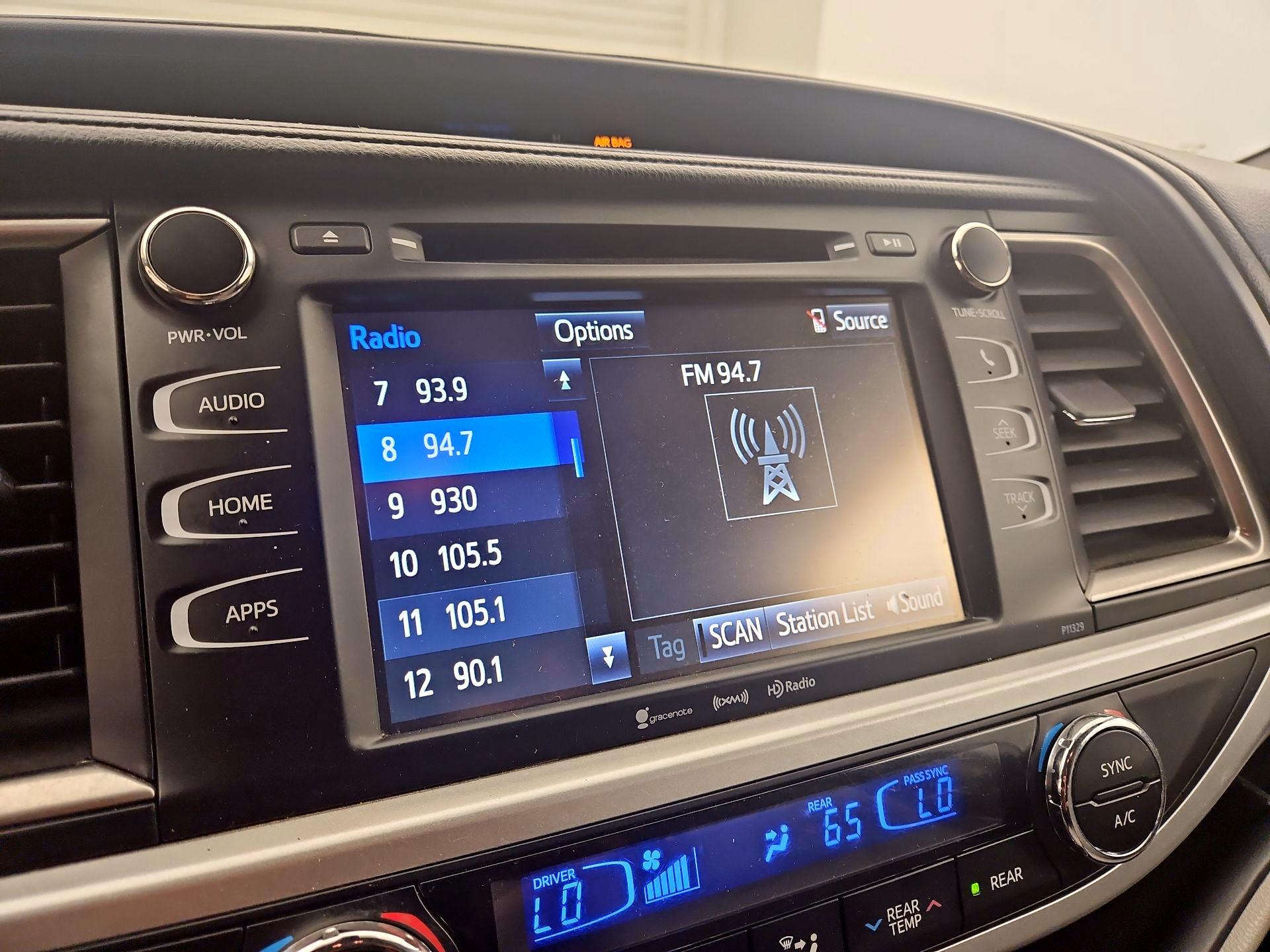 Thumbnail: 2018 Toyota Highlander - 15