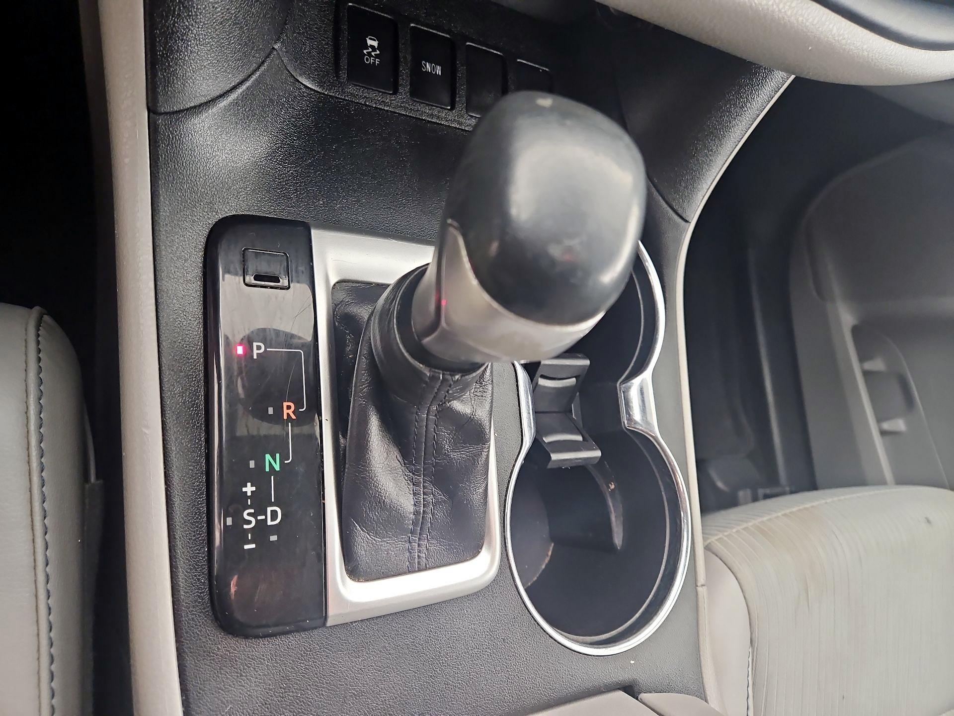 Thumbnail: 2018 Toyota Highlander - 17