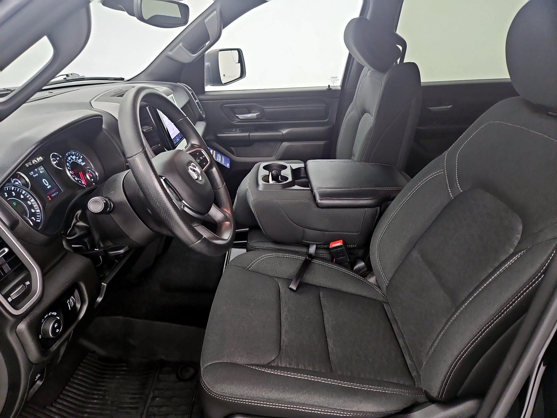 Thumbnail: 2025 RAM 1500 - 11