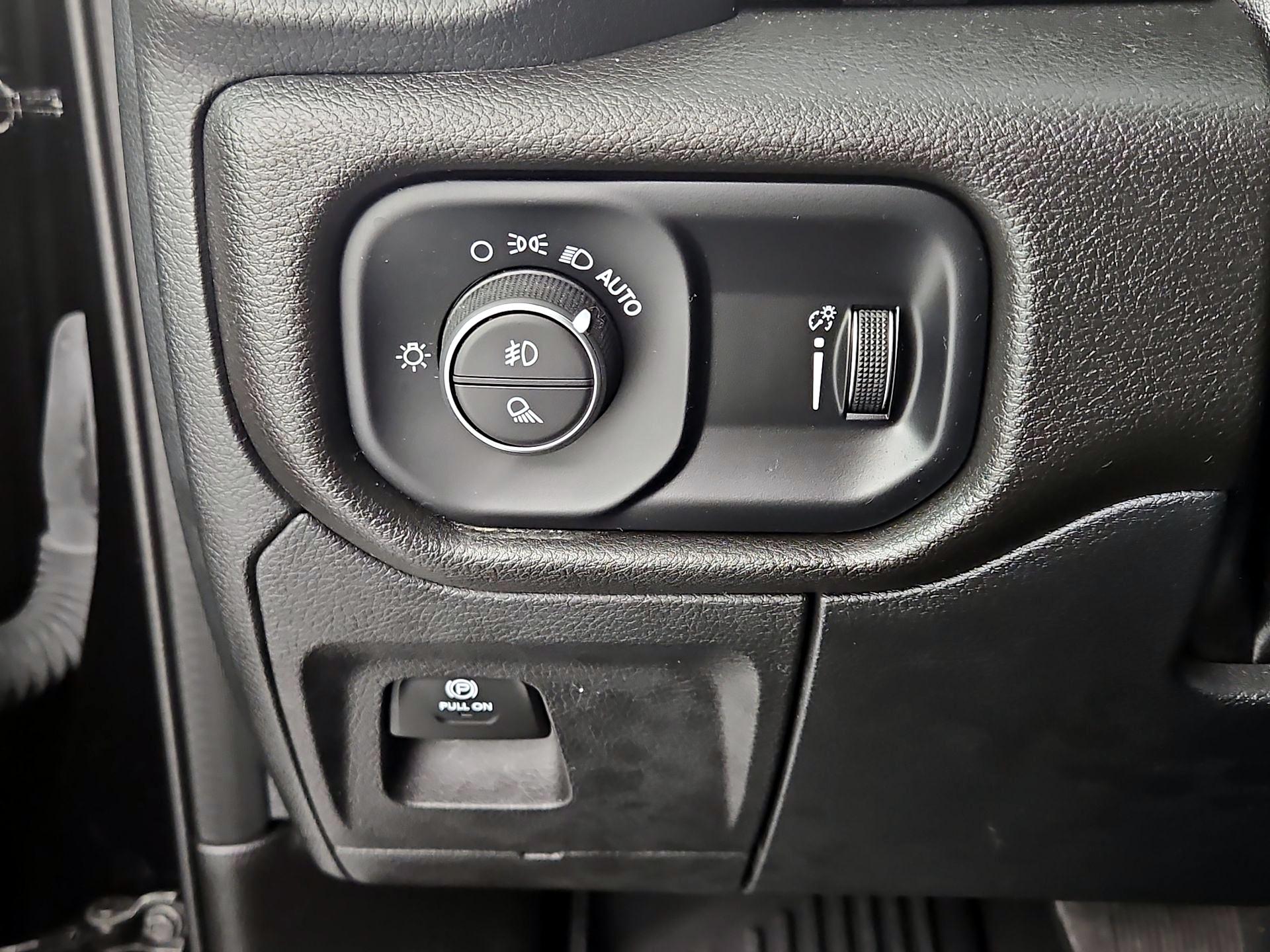 Thumbnail: 2025 RAM 1500 - 13