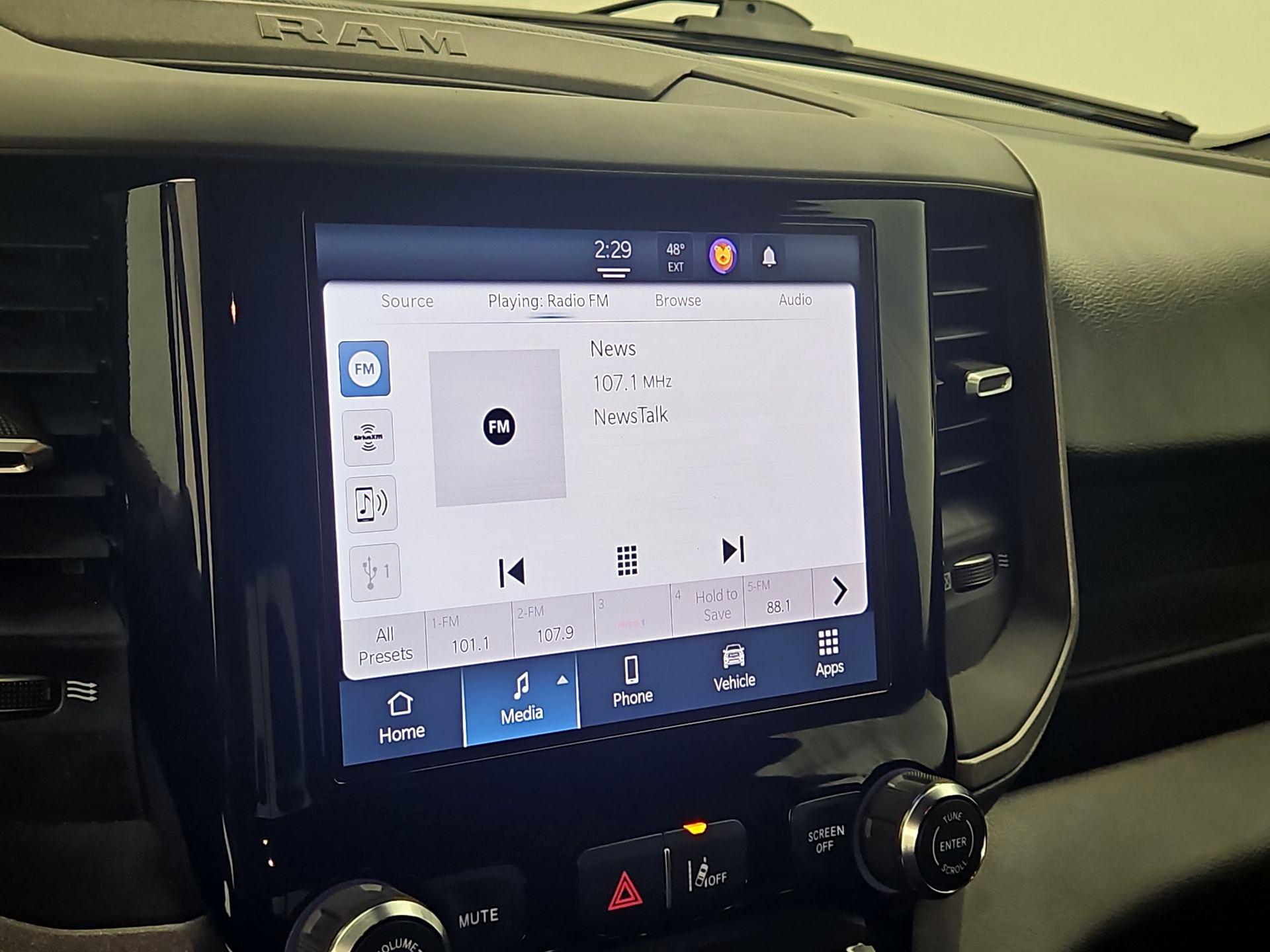 Thumbnail: 2025 RAM 1500 - 15